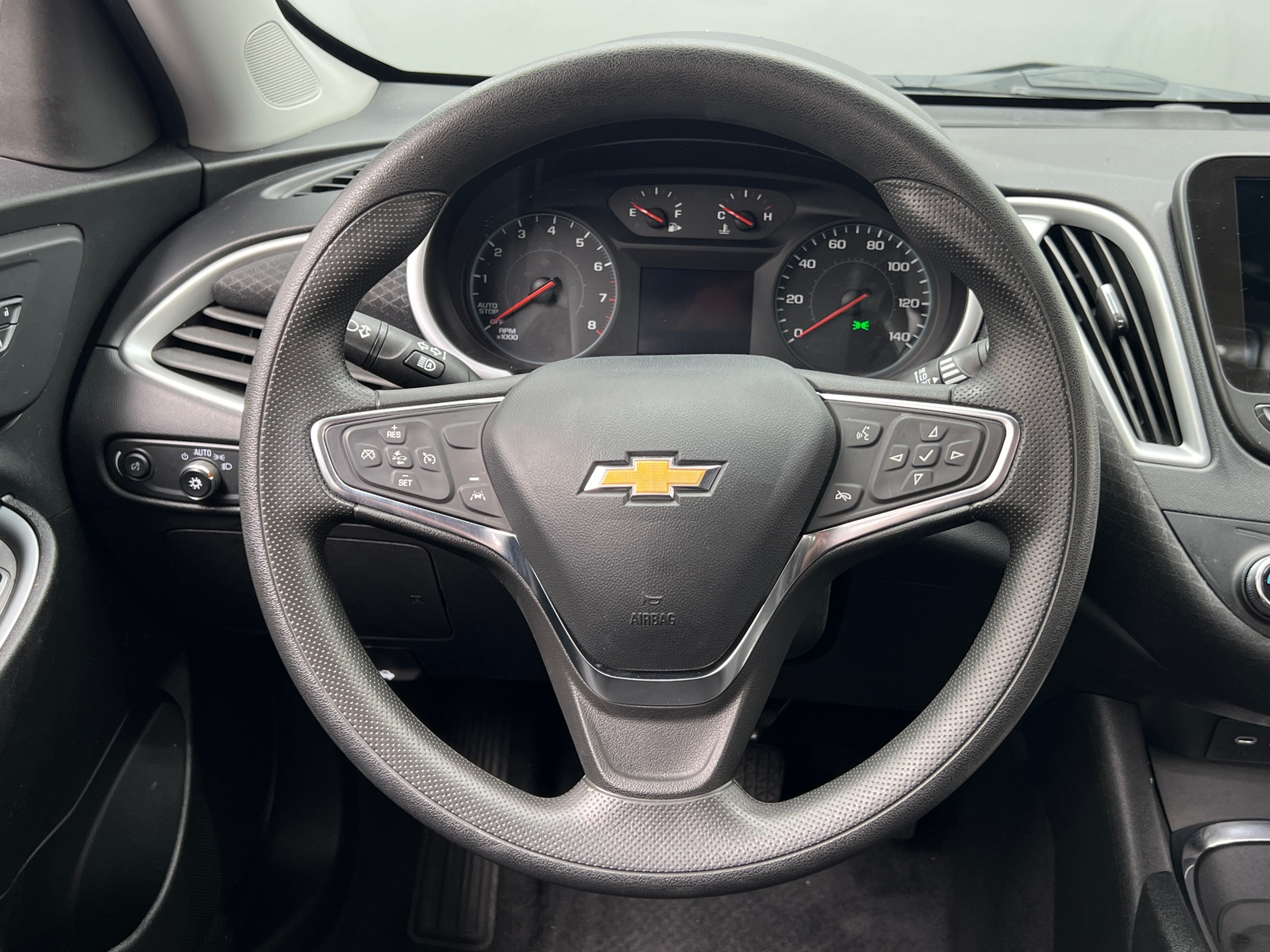 Thumbnail: 2024 Chevrolet Malibu - 5