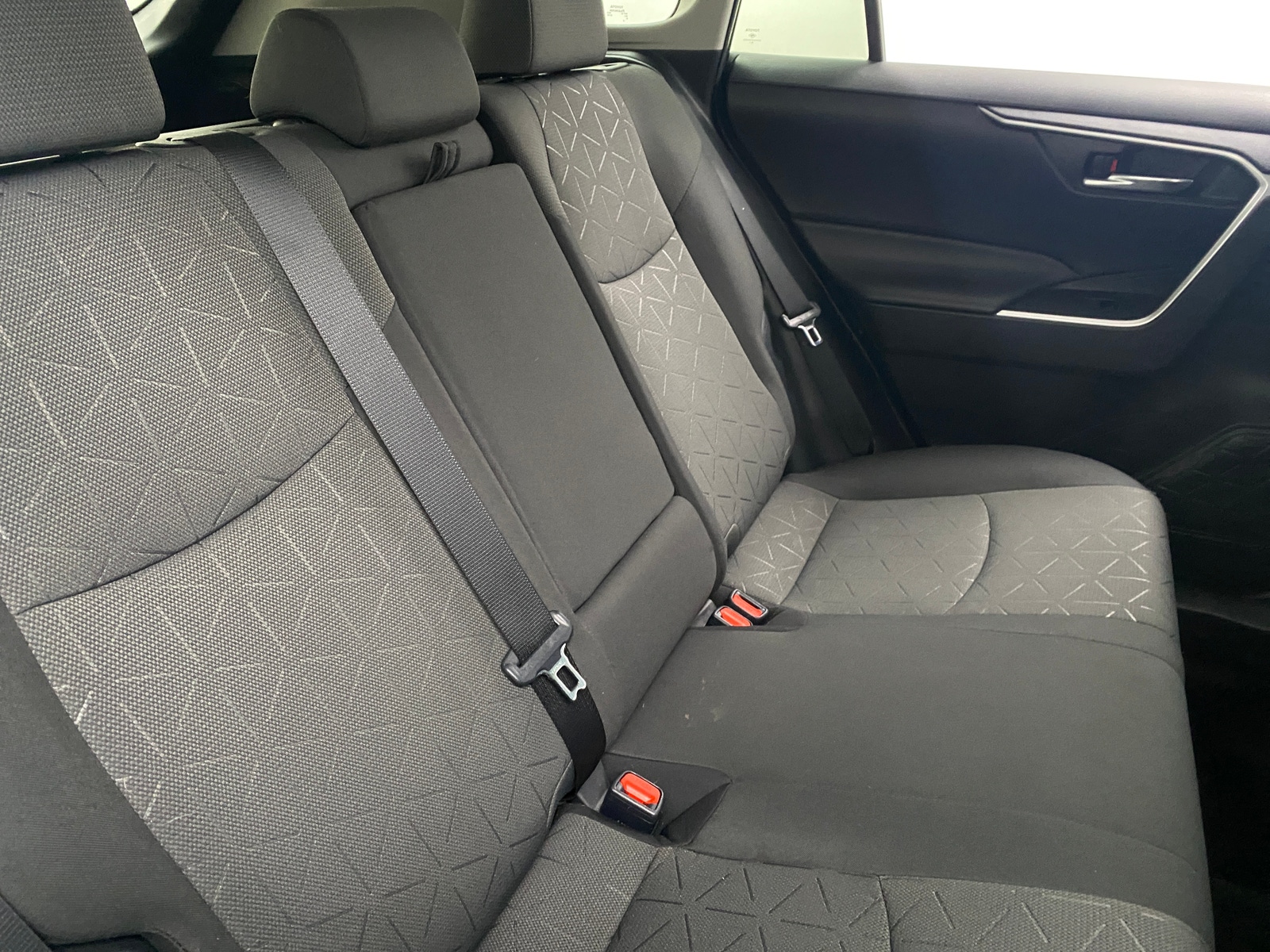 Thumbnail: 2021 Toyota RAV4 - 6