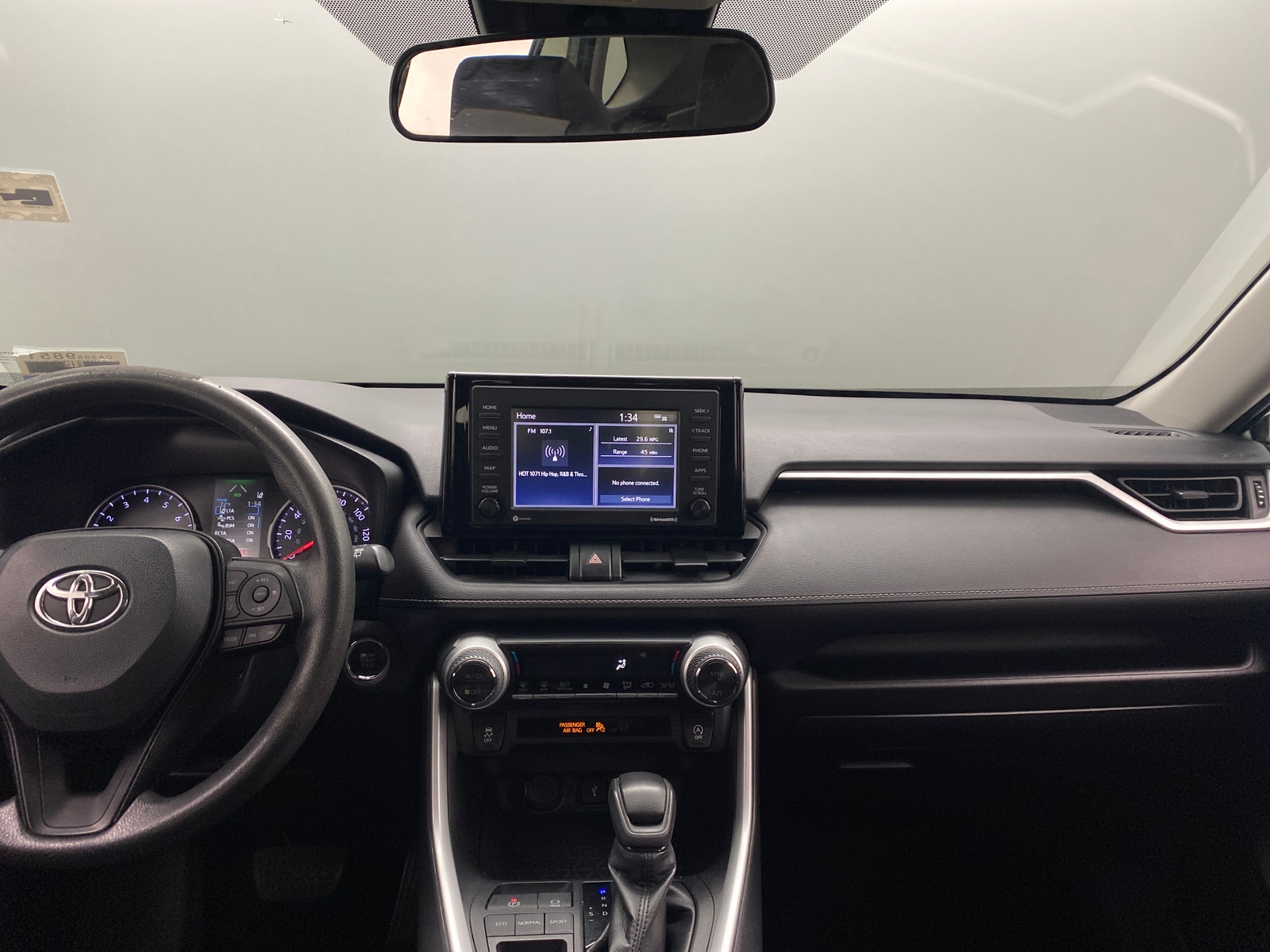 Thumbnail: 2021 Toyota RAV4 - 3