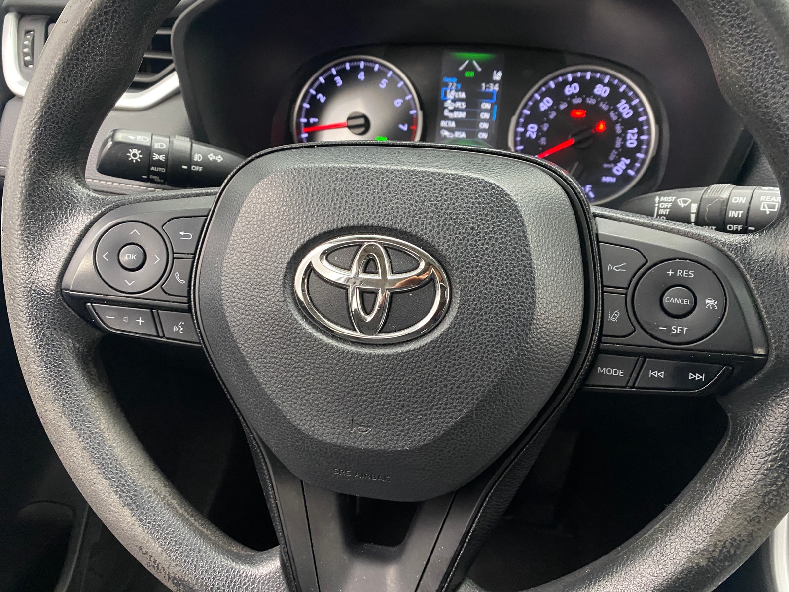 Thumbnail: 2021 Toyota RAV4 - 5