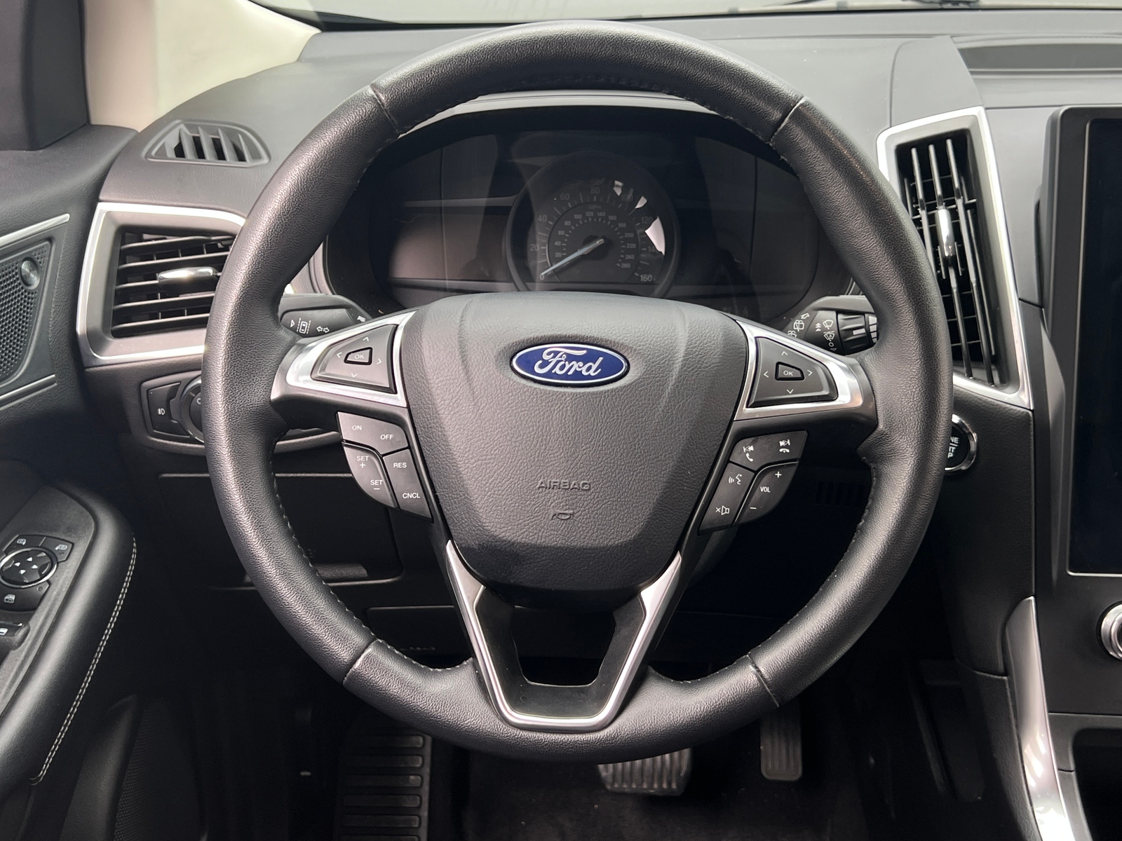 Thumbnail: 2024 Ford Edge - 4