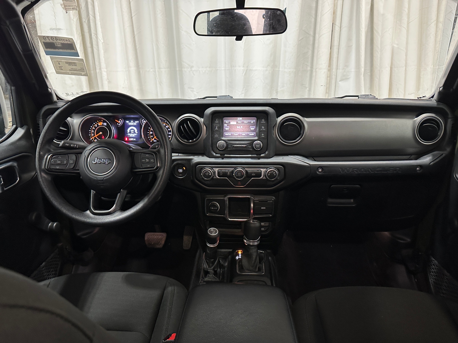 Thumbnail: 2021 Jeep Wrangler - 3