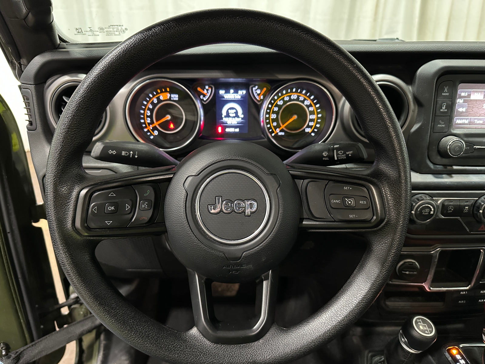 Thumbnail: 2021 Jeep Wrangler - 5