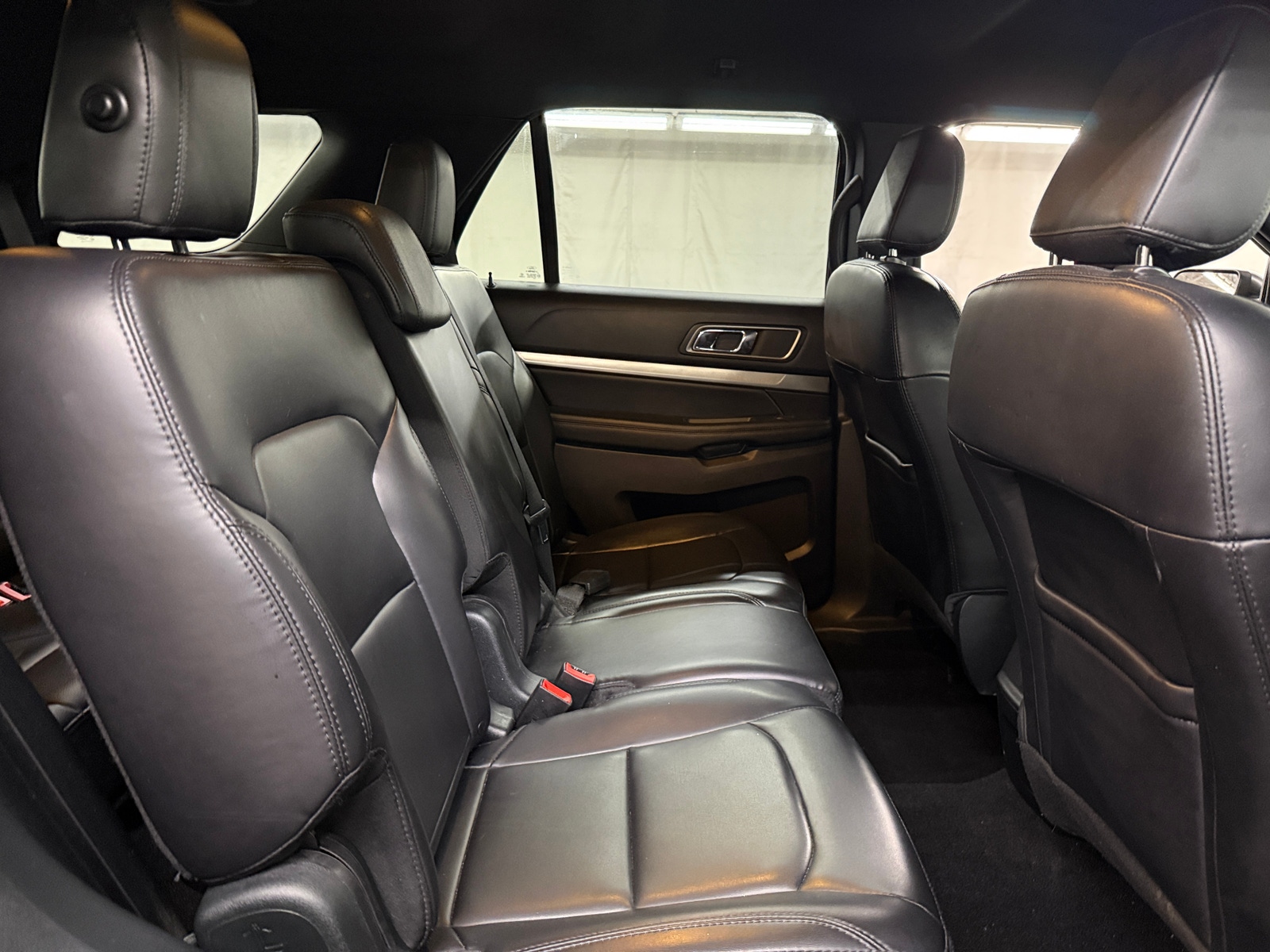 Thumbnail: 2019 Ford Explorer - 6