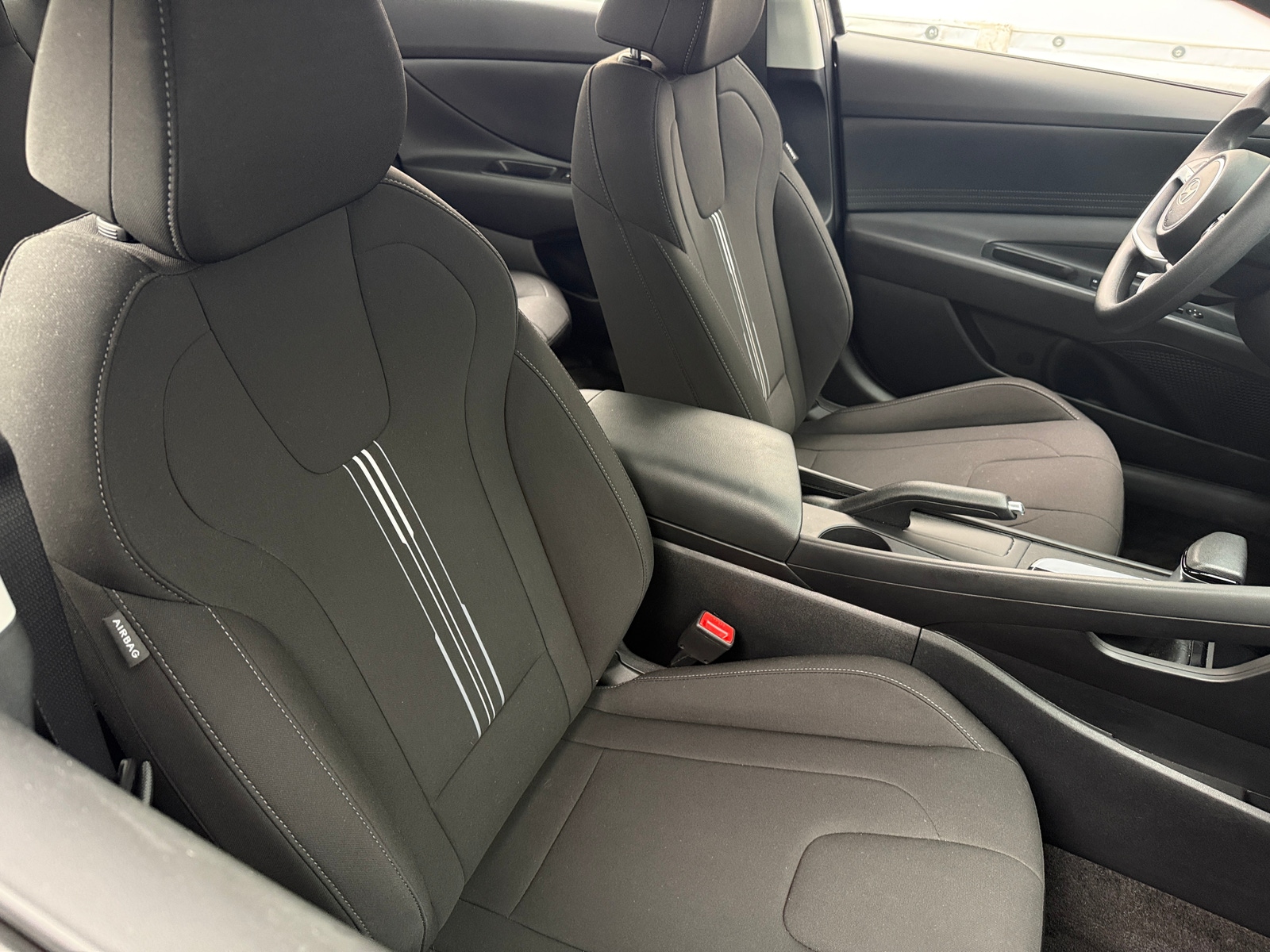 Thumbnail: 2024 Hyundai Elantra - 2