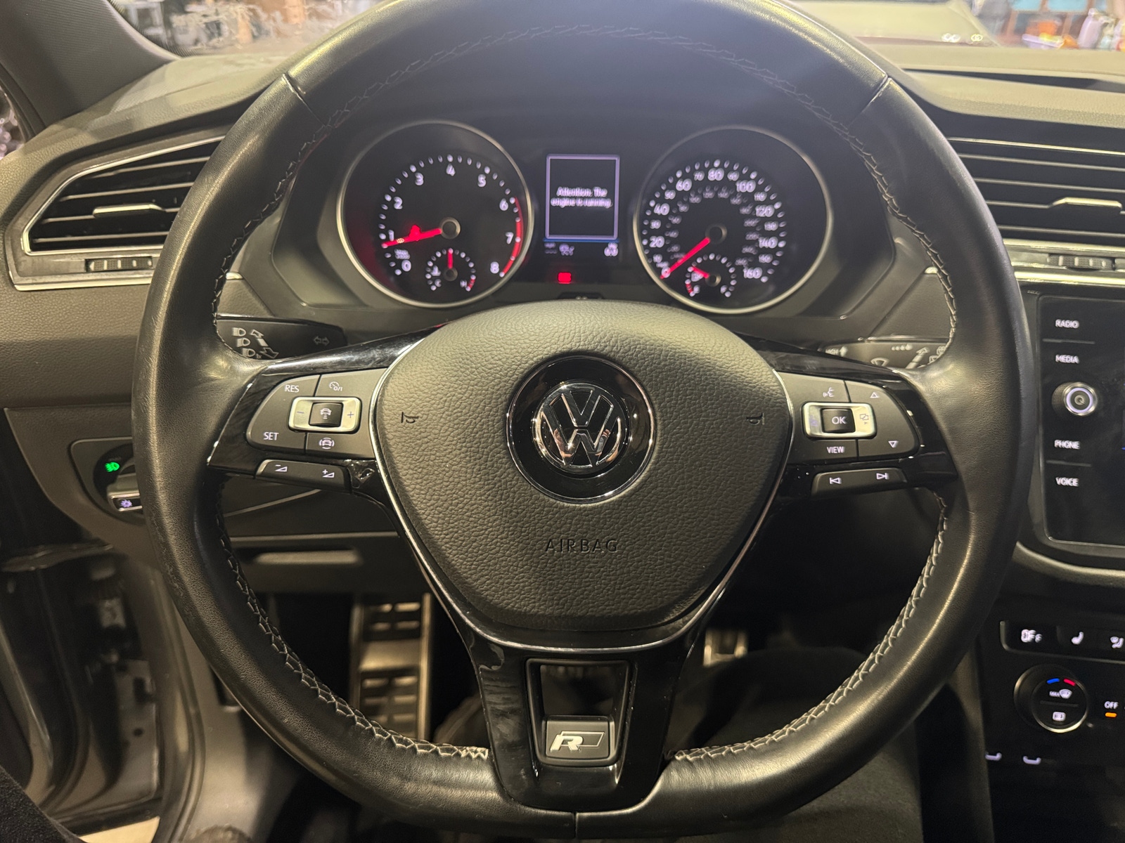 Thumbnail: 2021 Volkswagen Tiguan - 4