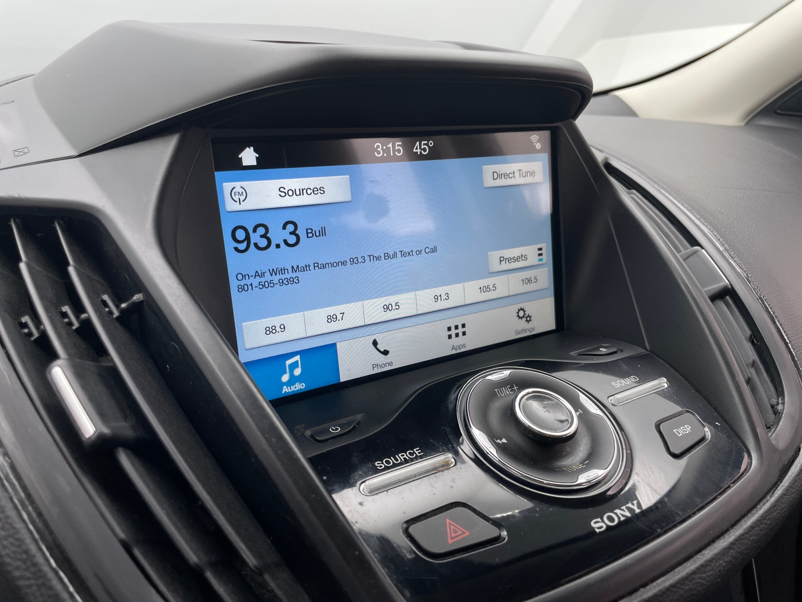 Thumbnail: 2017 Ford Escape - 3