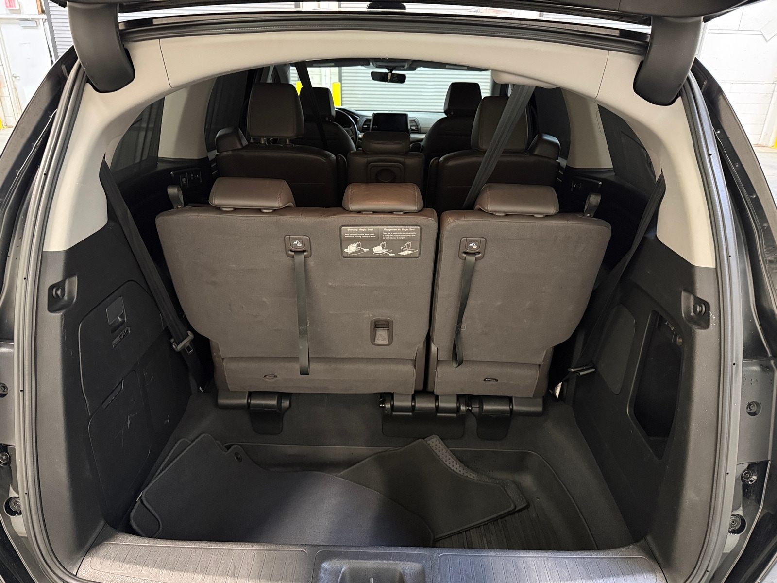 Thumbnail: 2018 Honda Odyssey - 6