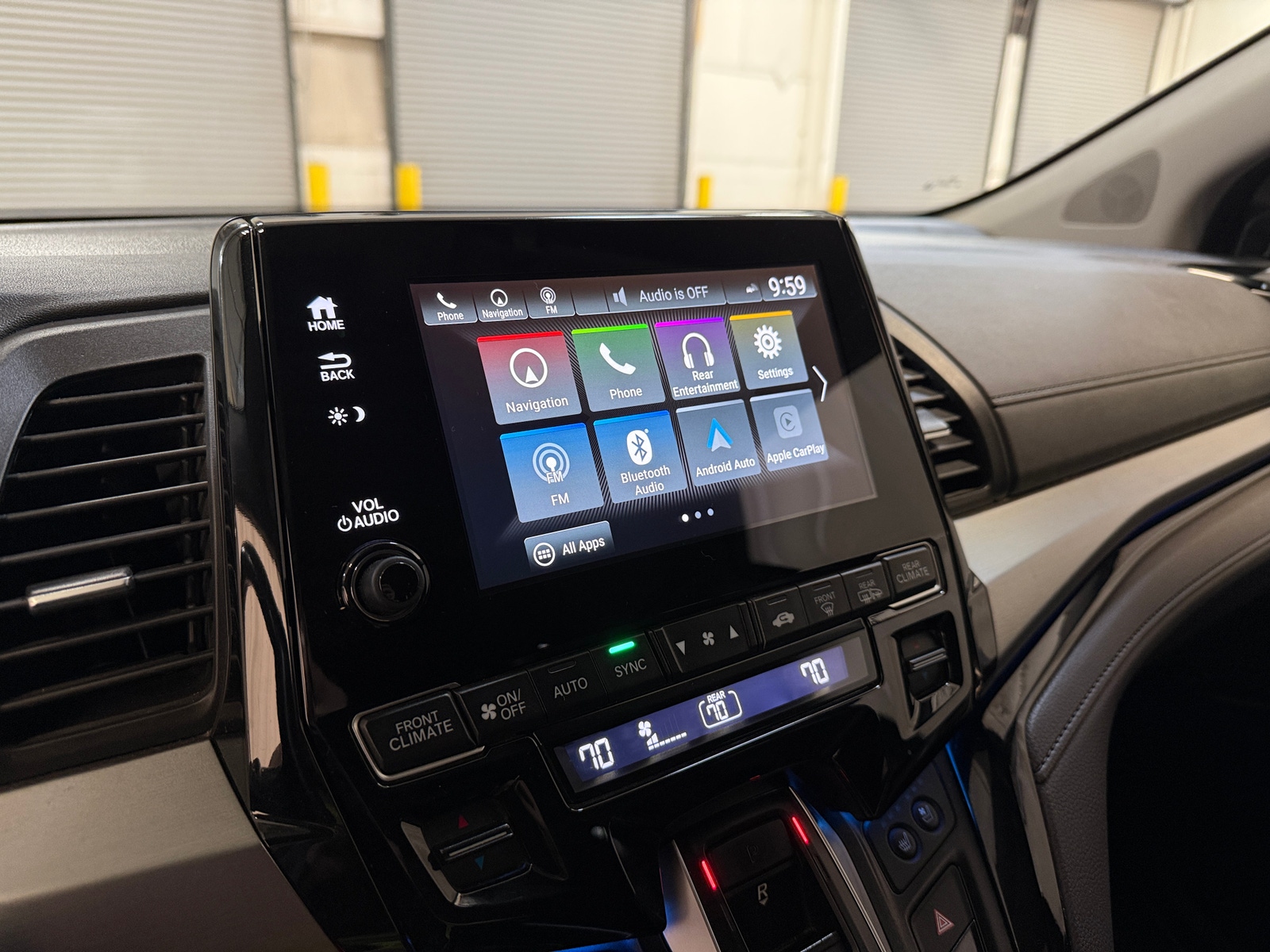 Thumbnail: 2018 Honda Odyssey - 3