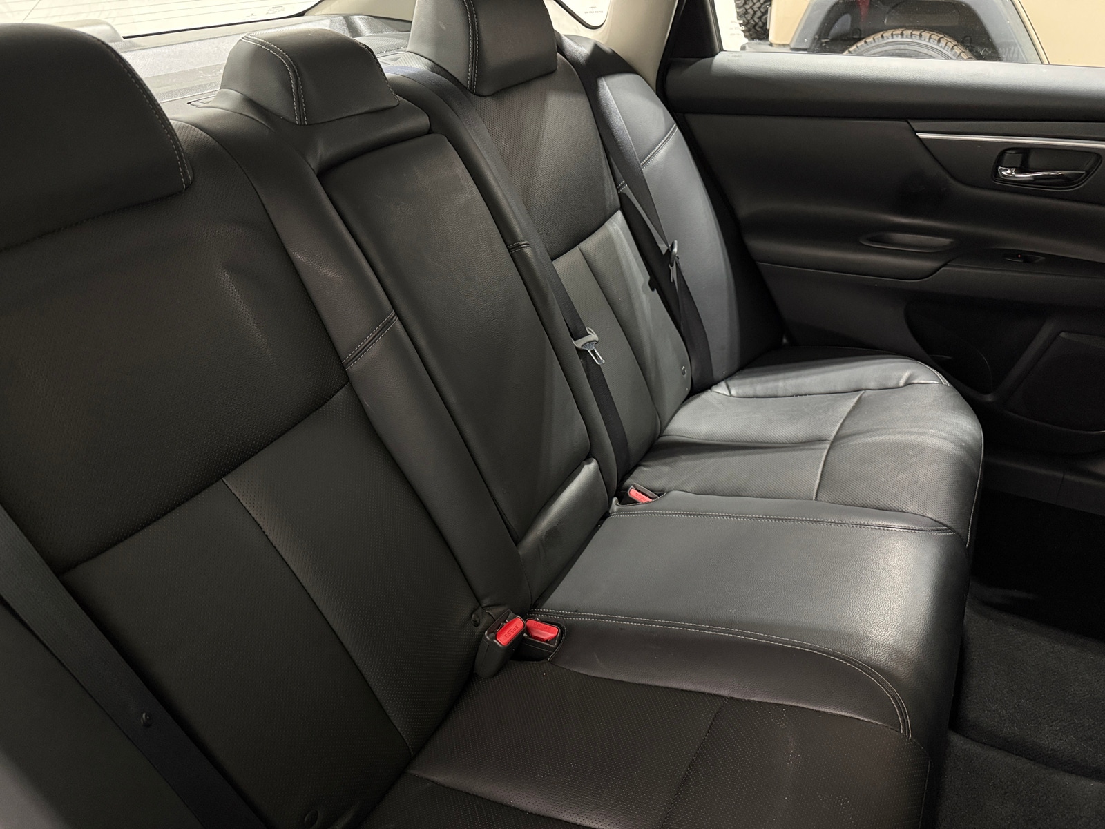 Thumbnail: 2017 Nissan Altima - 5