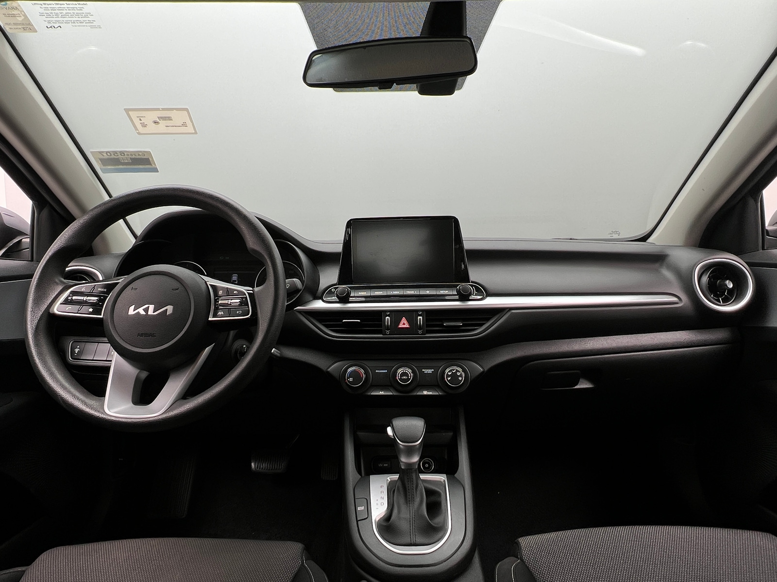 Thumbnail: 2023 Kia Forte - 3