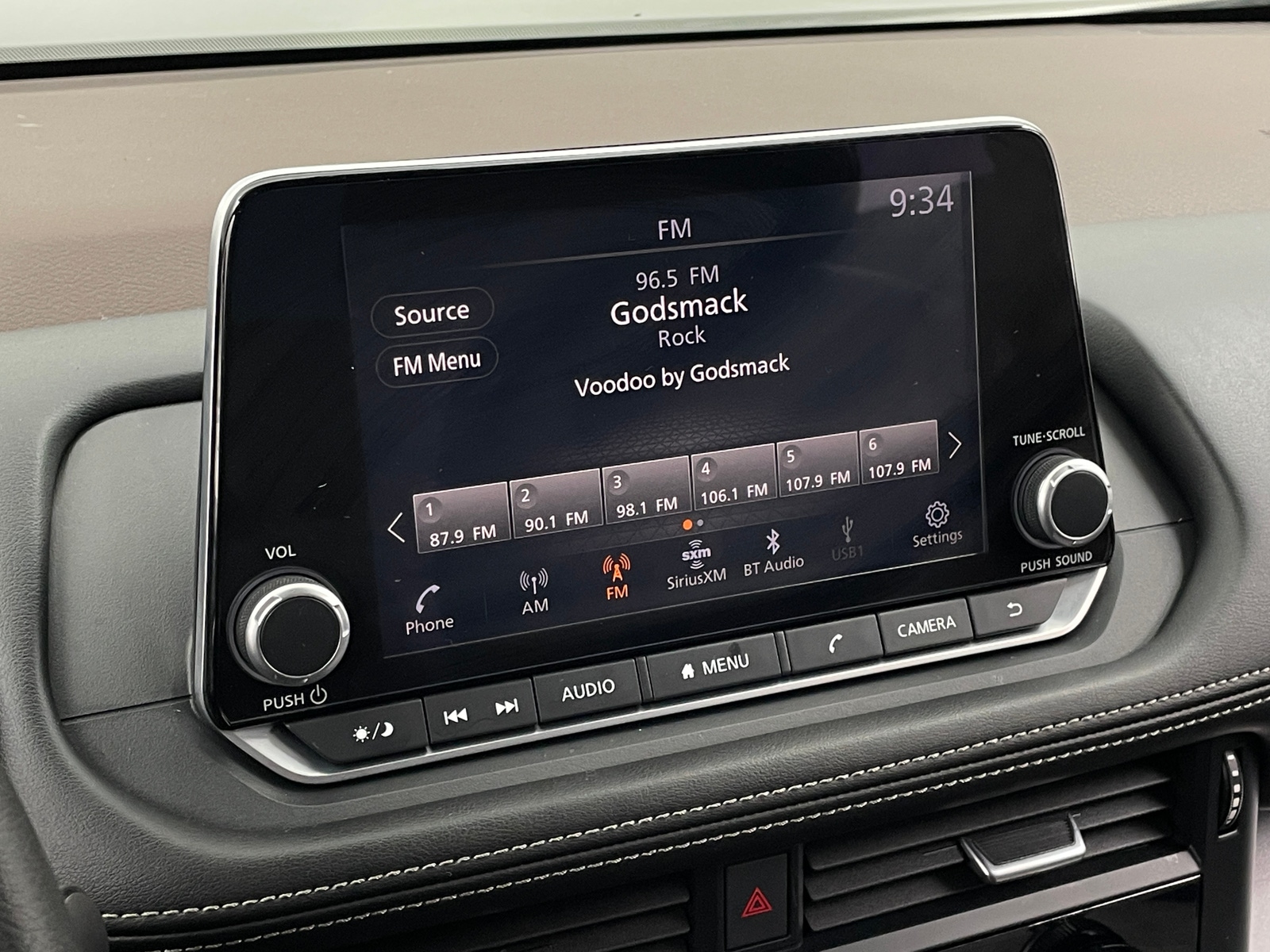 Thumbnail: 2023 Nissan Rogue - 4