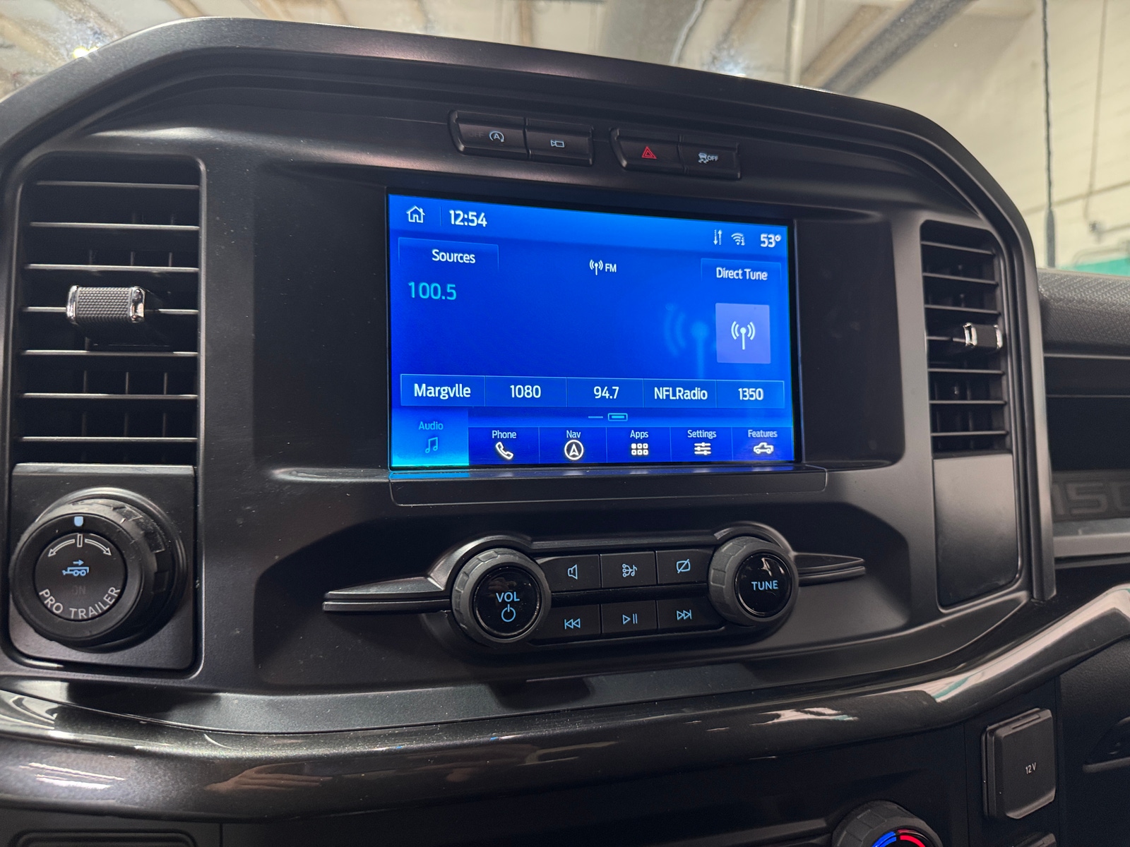 Thumbnail: 2022 Ford Econoline - 4