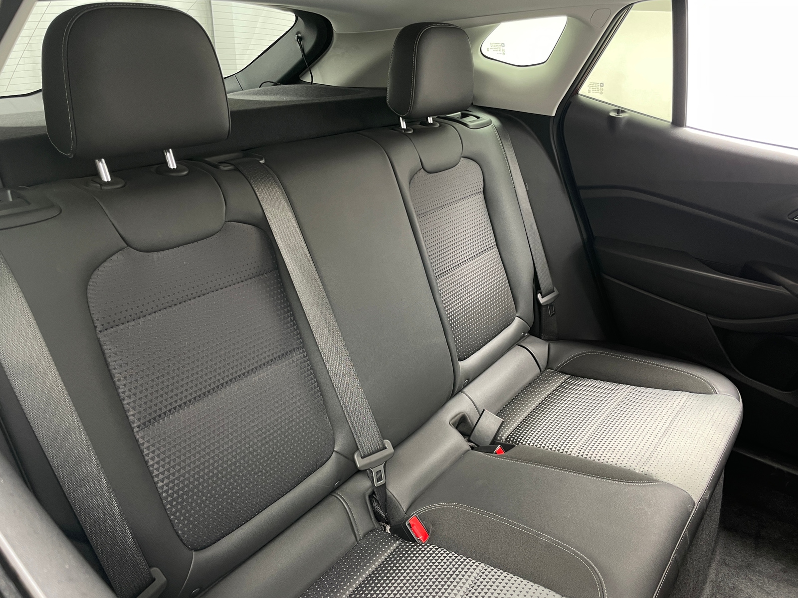 Thumbnail: 2025 Chevrolet Trax - 6