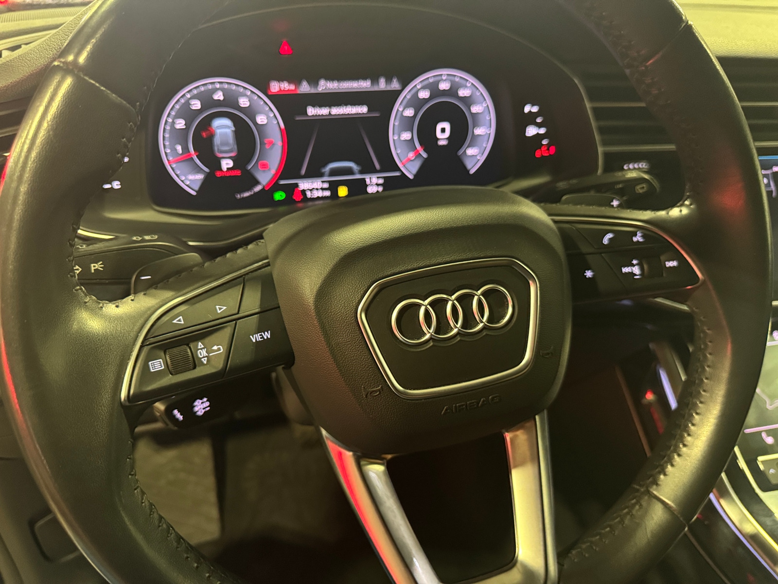 Thumbnail: 2019 Audi Q8 - 4