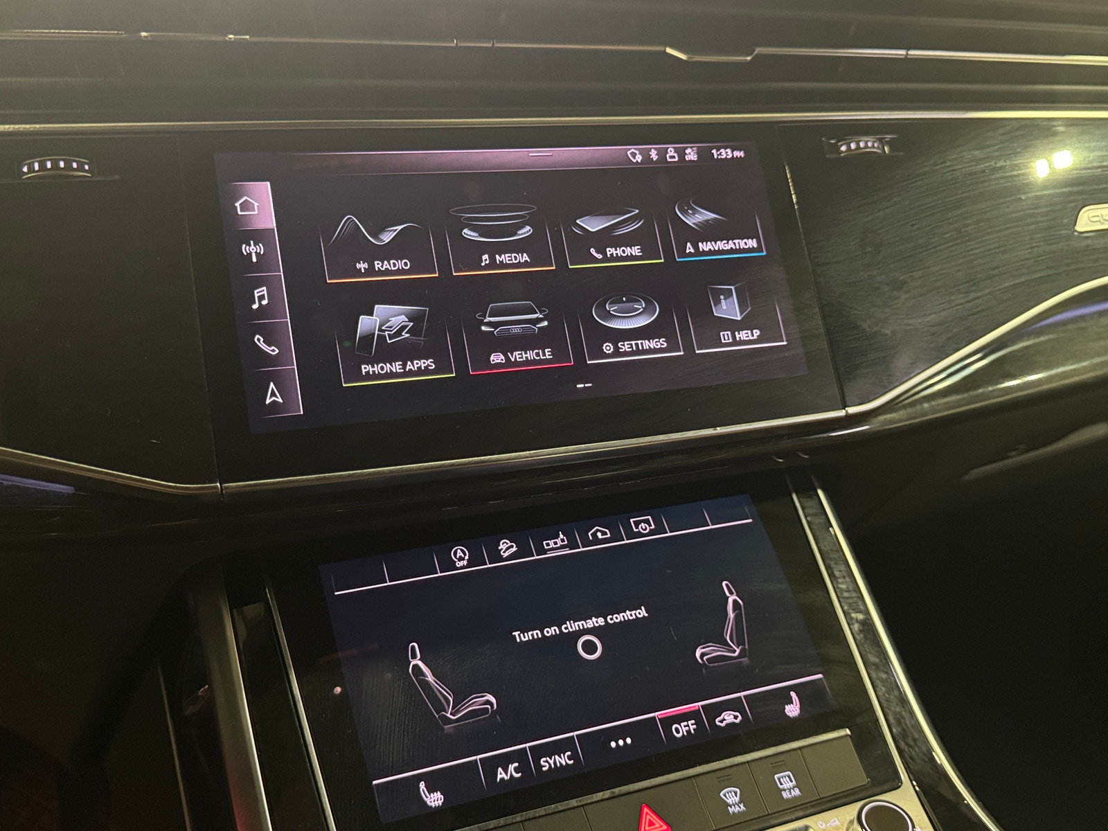 Thumbnail: 2019 Audi Q8 - 3