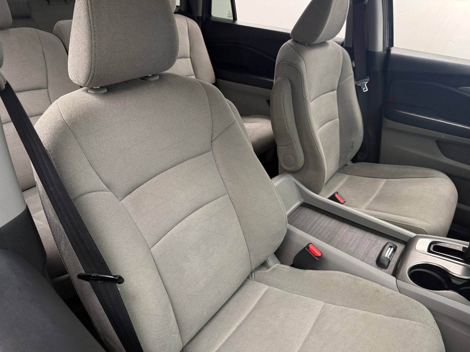 Thumbnail: 2019 Honda Pilot - 2