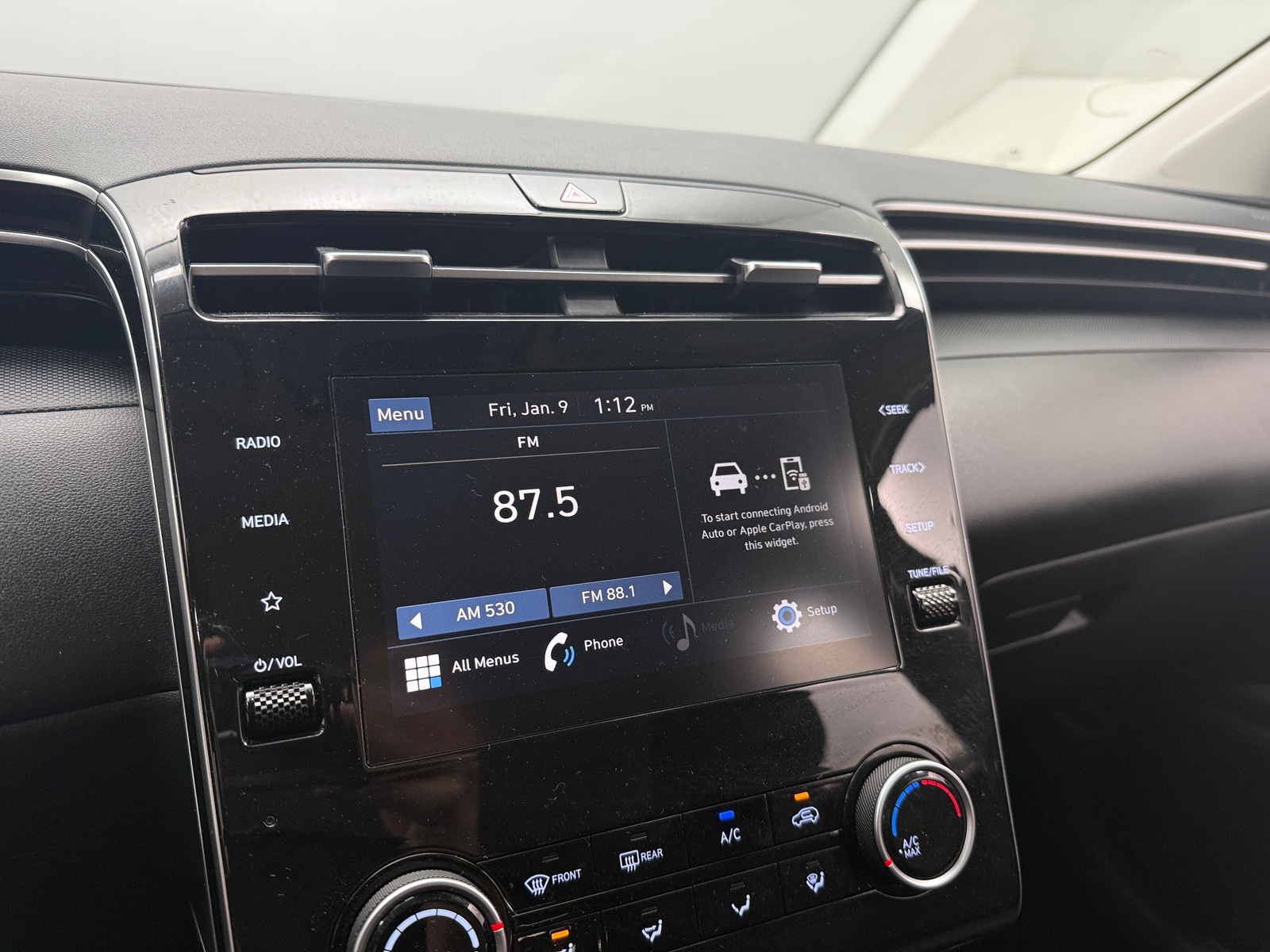 Thumbnail: 2024 Hyundai Tucson - 4