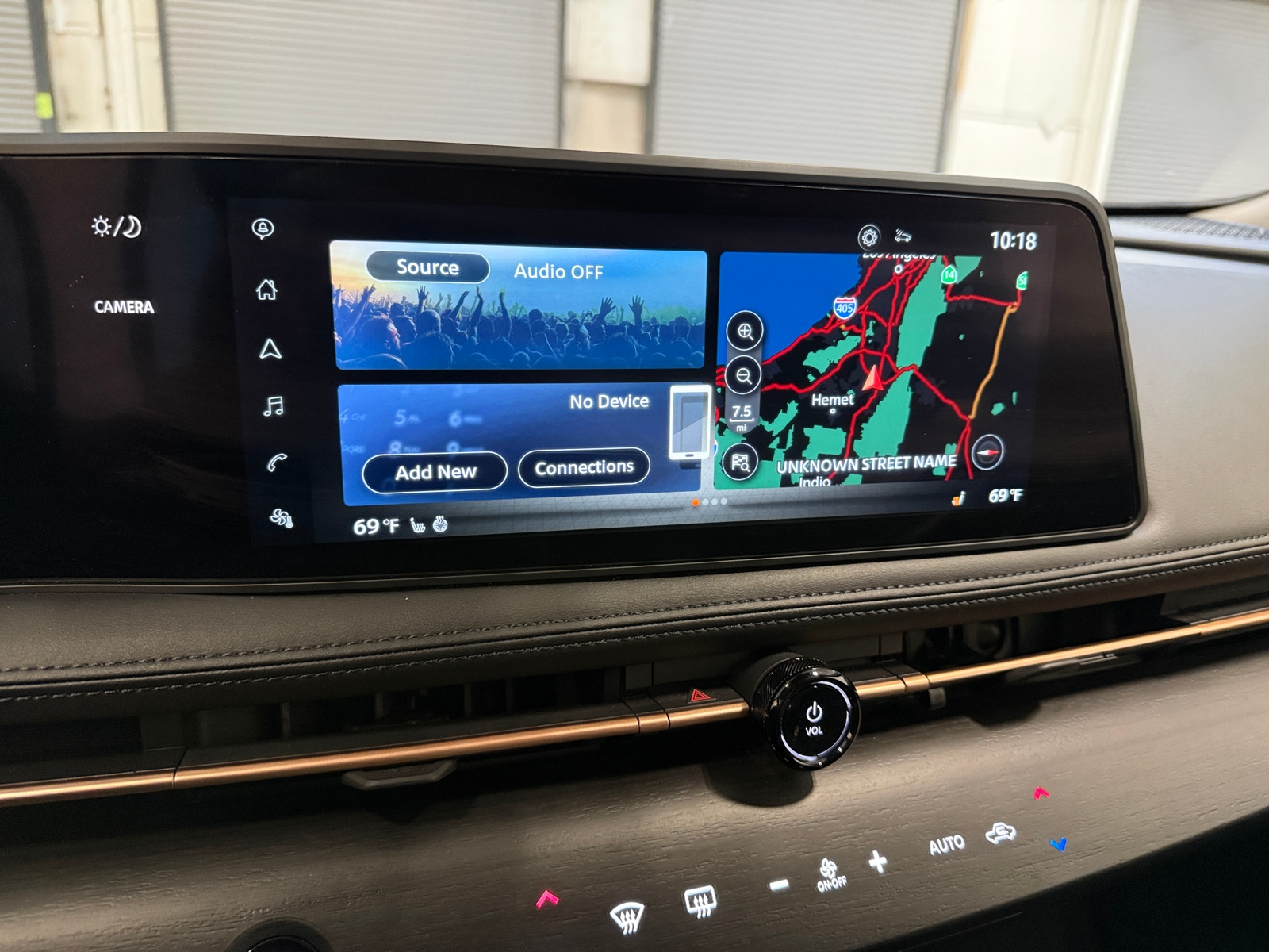 Thumbnail: 2025 Nissan Ariya - 3