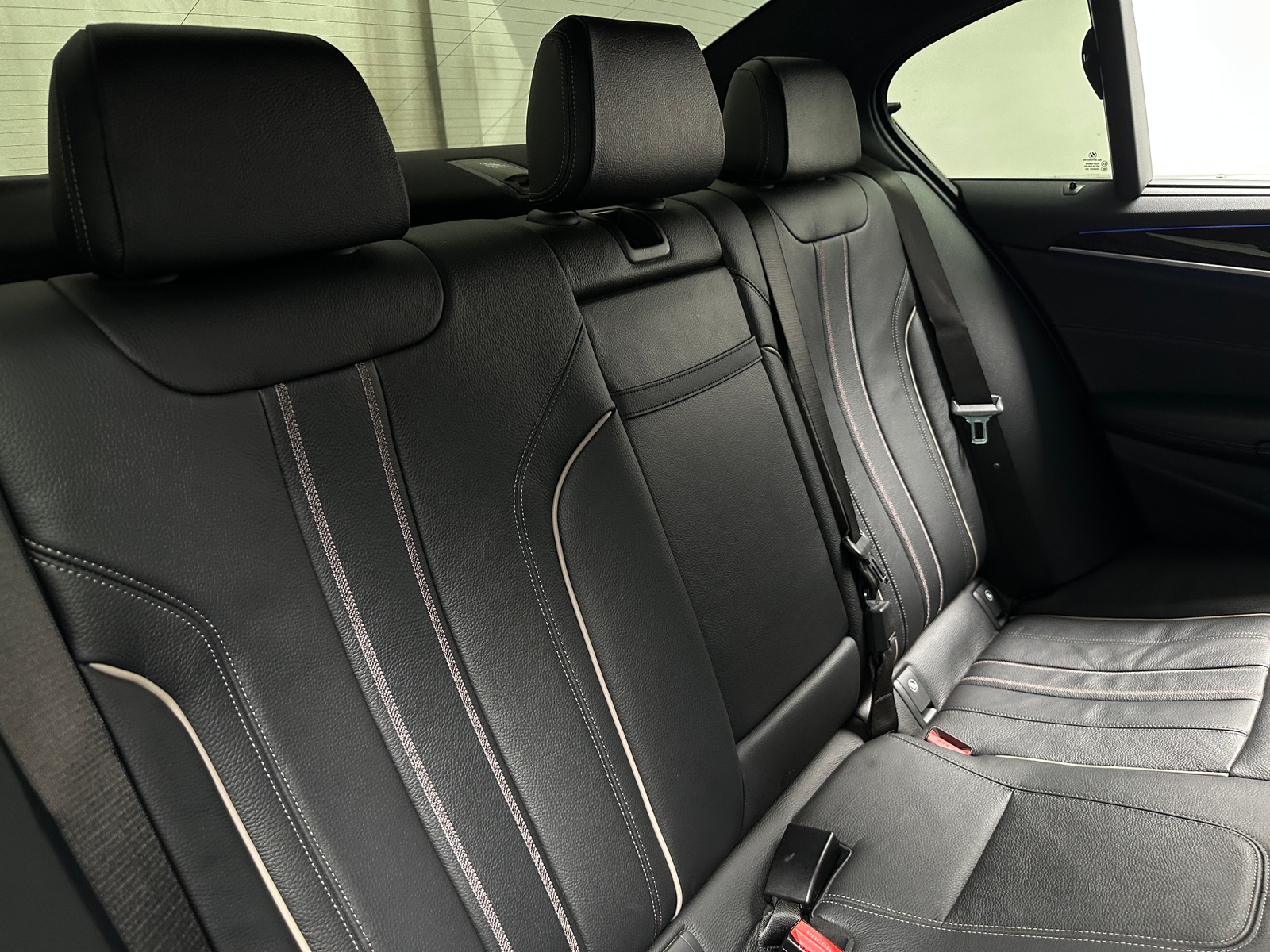 Thumbnail: 2018 BMW 5 Series - 5