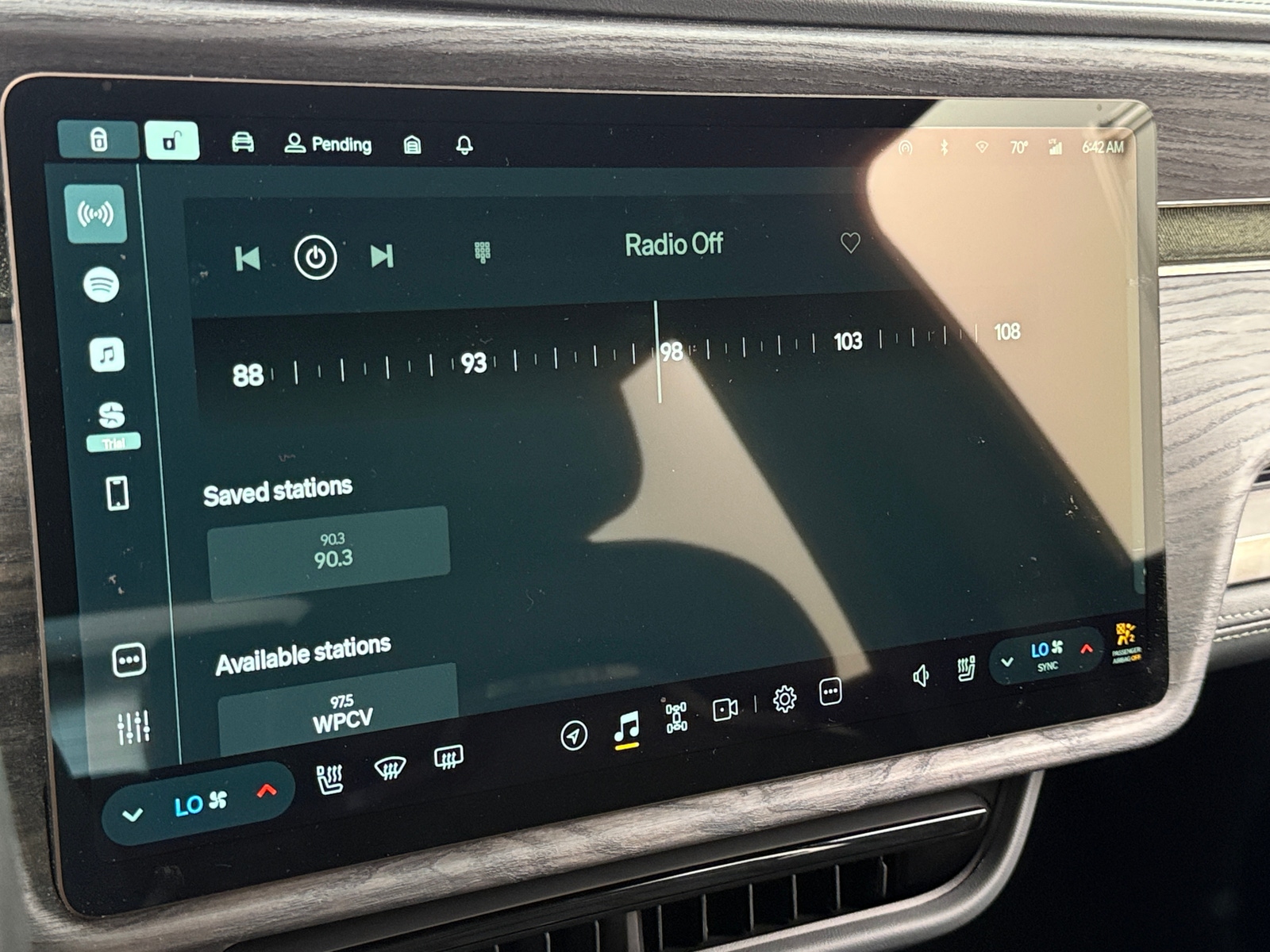 Thumbnail: 2022 Rivian R1T - 3
