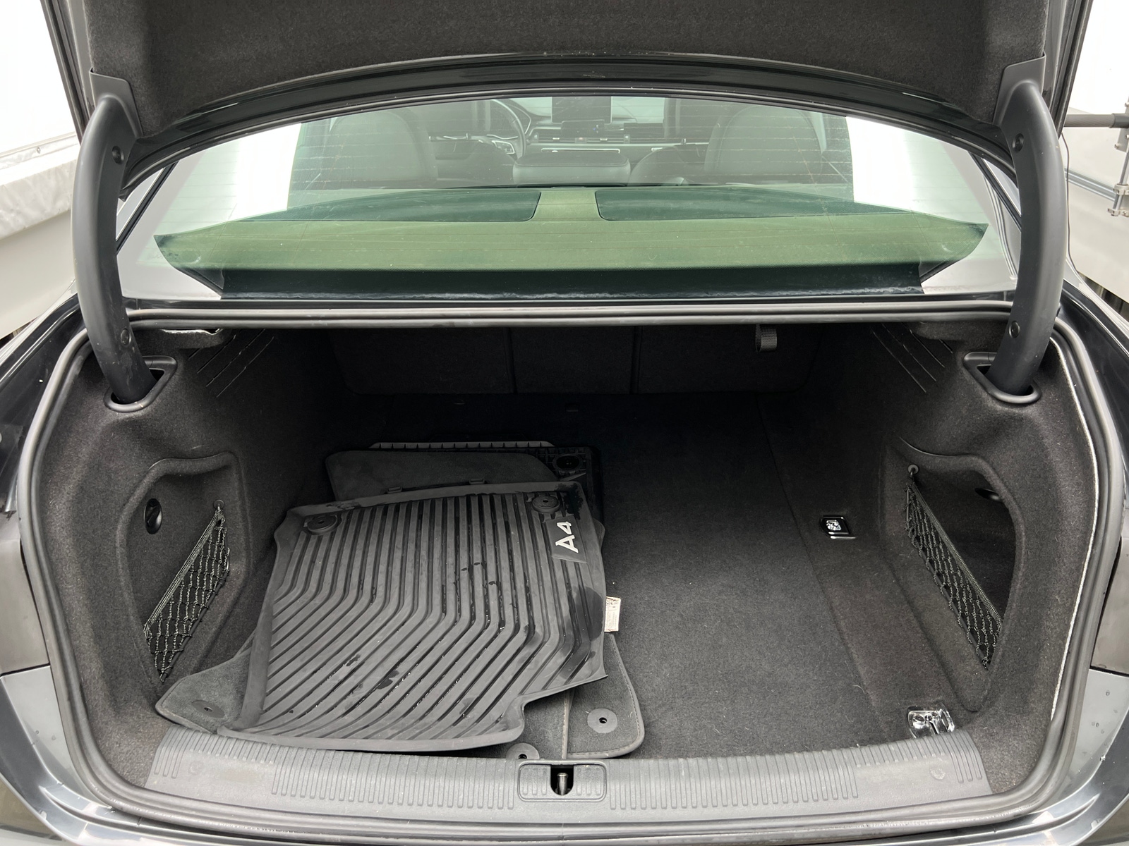 Thumbnail: 2019 Audi A4 - 6