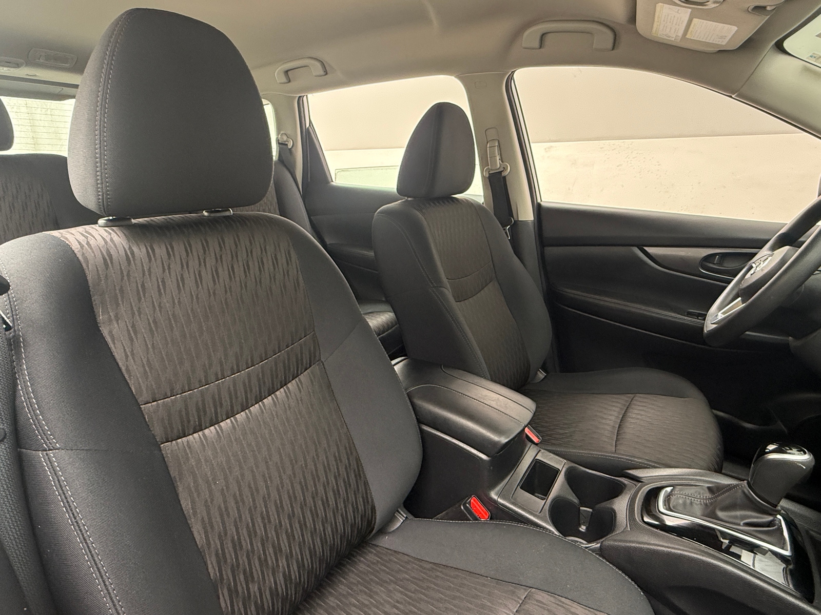 Thumbnail: 2019 Nissan Rogue - 2