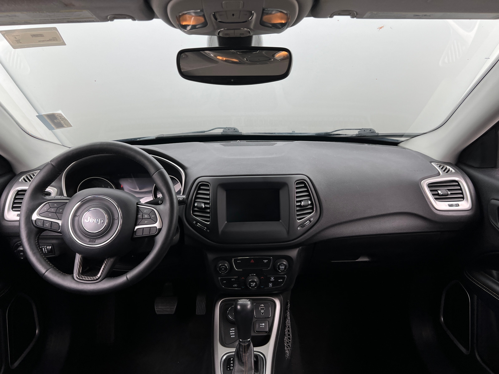 Thumbnail: 2018 Jeep Compass - 3