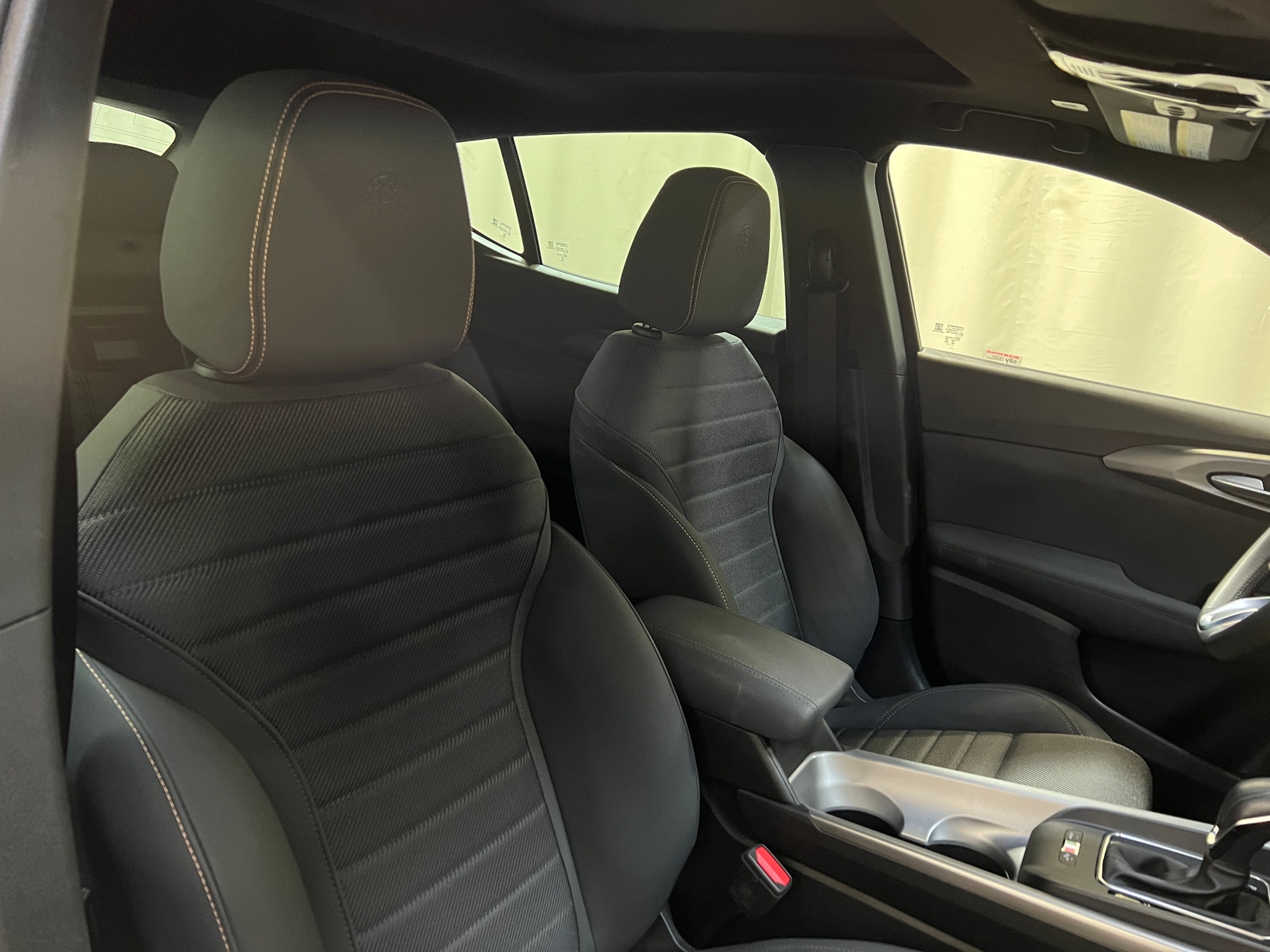 Thumbnail: 2024 Alfa Romeo Tonale - 2