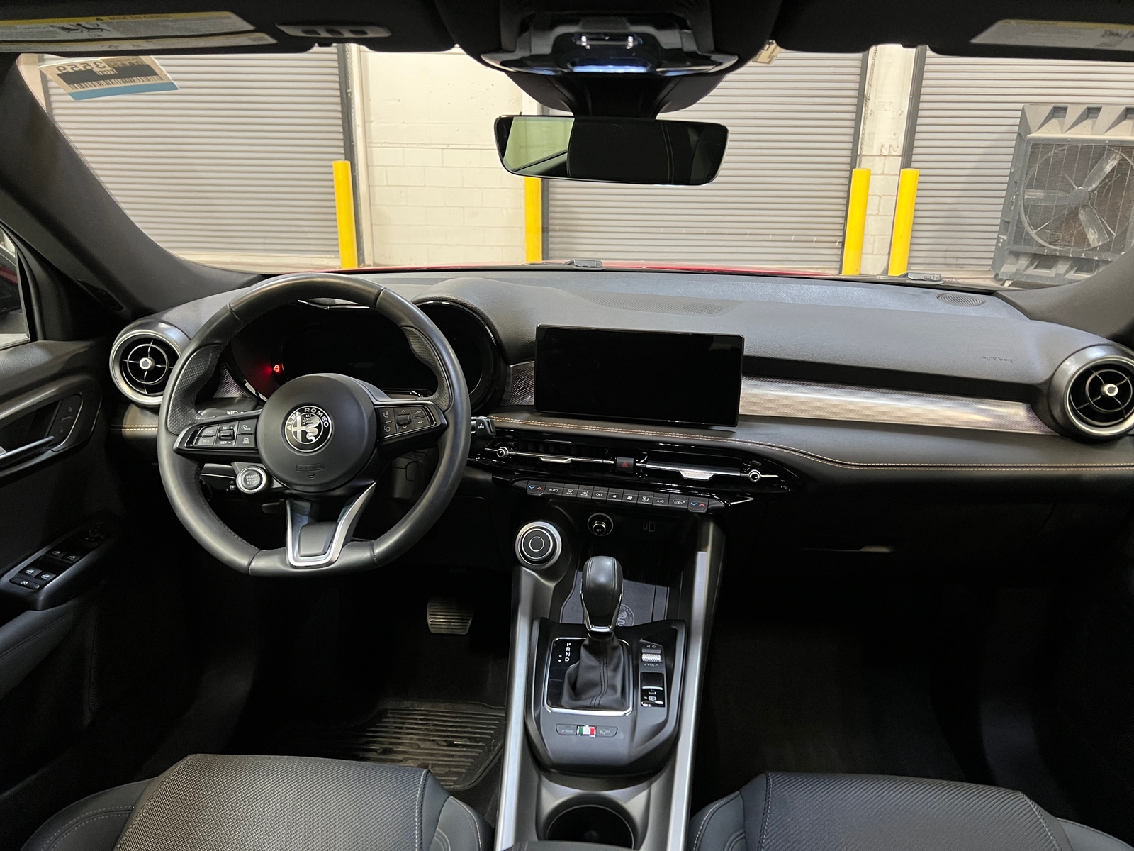 Thumbnail: 2024 Alfa Romeo Tonale - 3