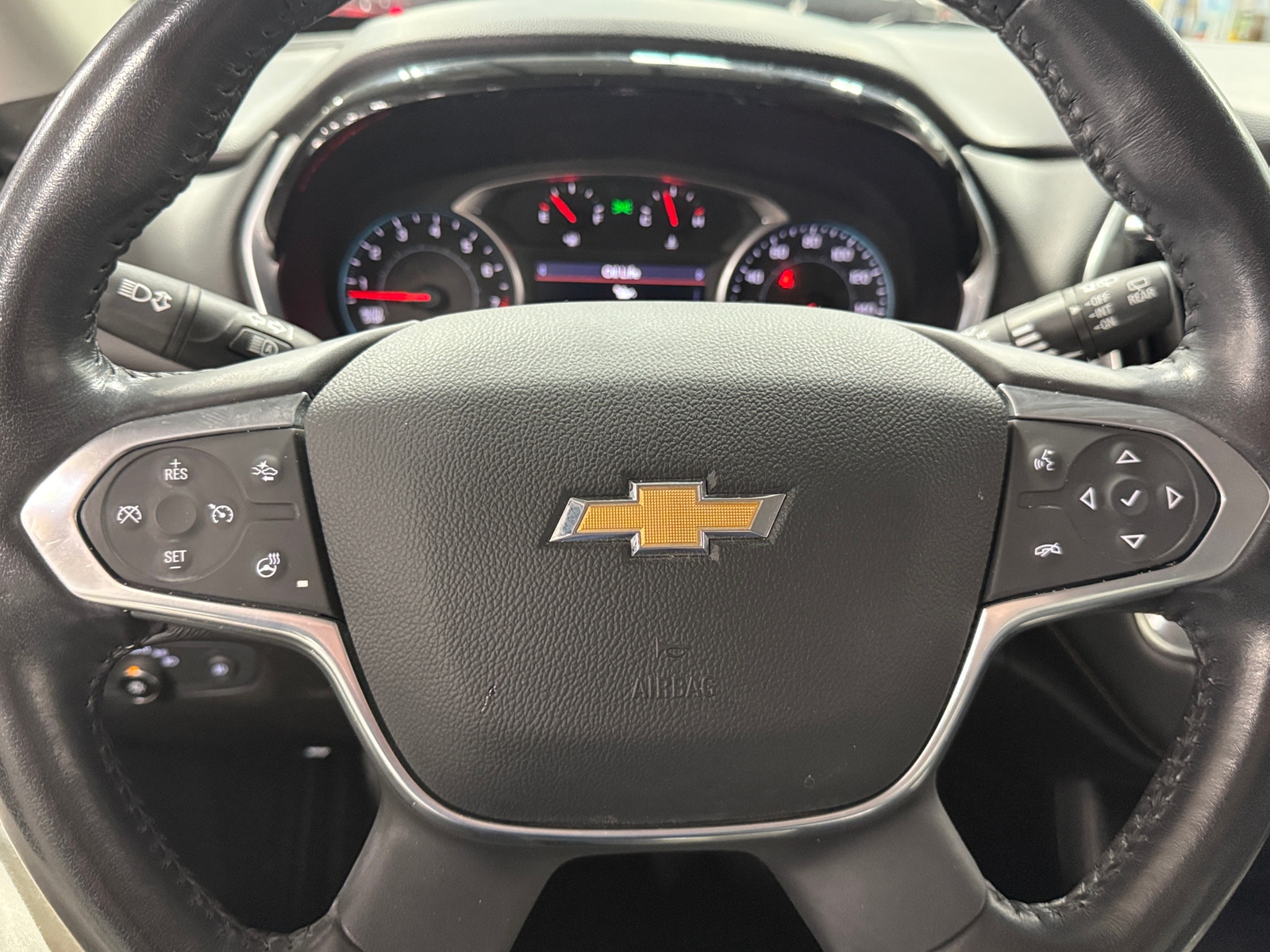 Thumbnail: 2021 Chevrolet Traverse - 4