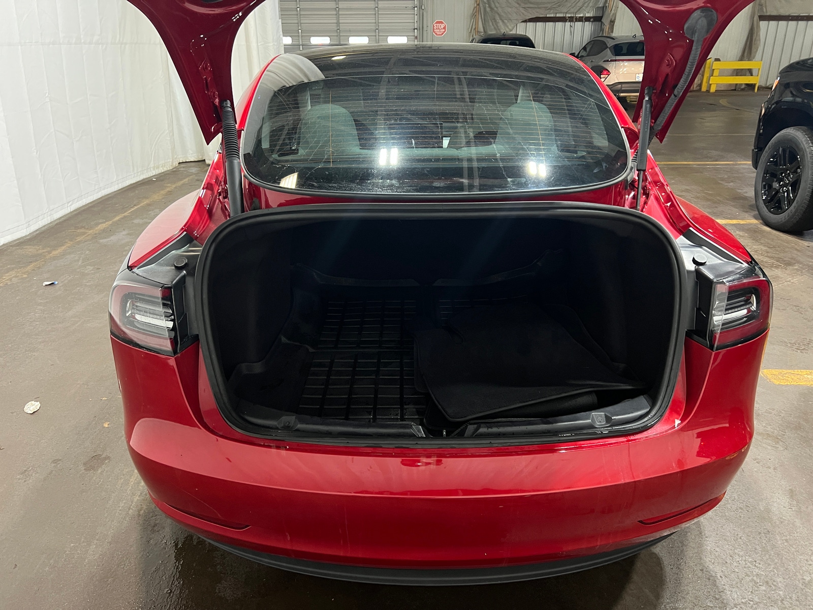 Thumbnail: 2023 Tesla Model 3 - 6