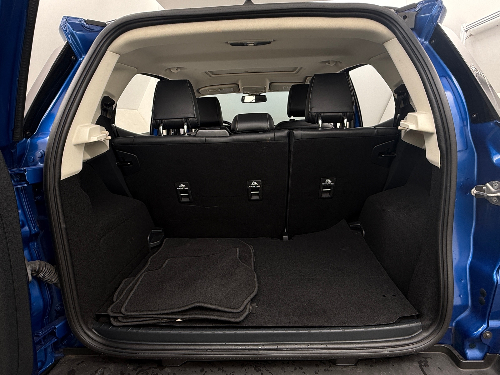 Thumbnail: 2022 Ford EcoSport - 6