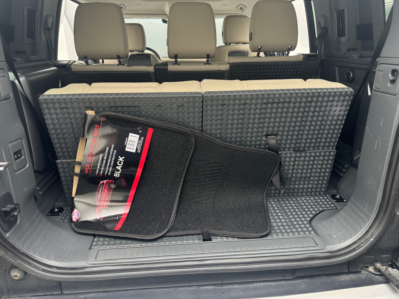 Thumbnail: 2020 Land Rover Defender - 6