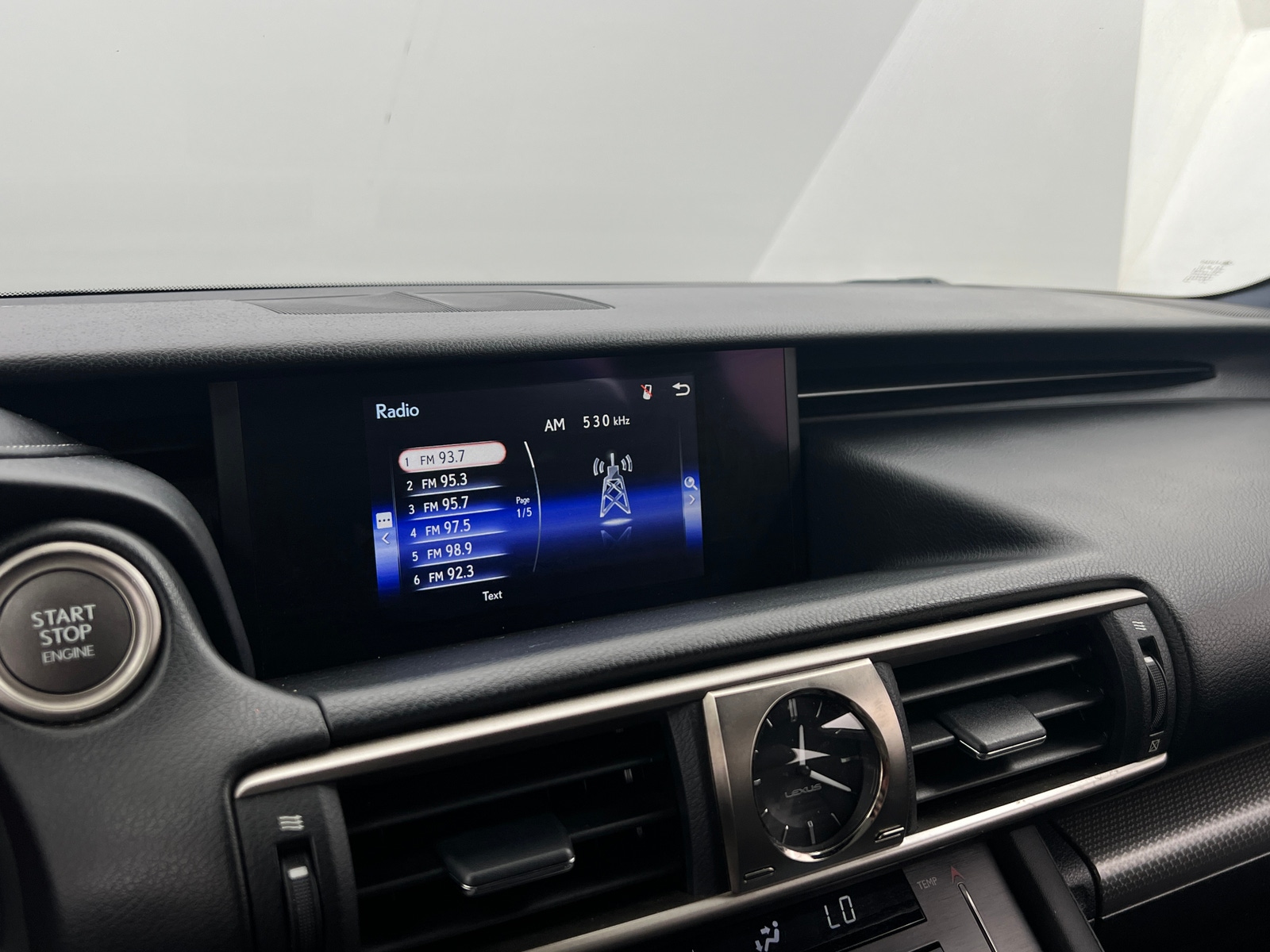 Thumbnail: 2018 Lexus IS - 3