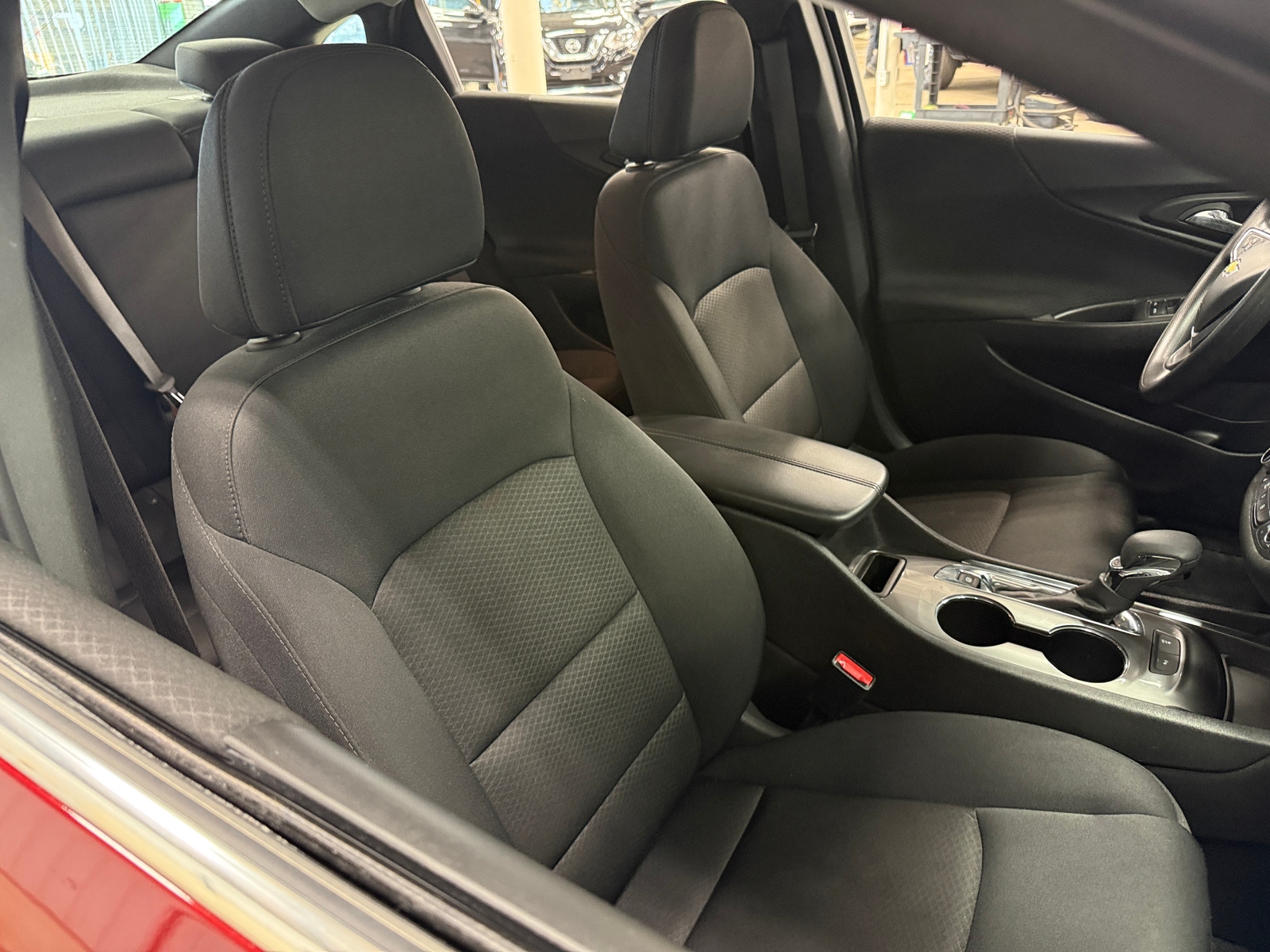 Thumbnail: 2025 Chevrolet Malibu - 2