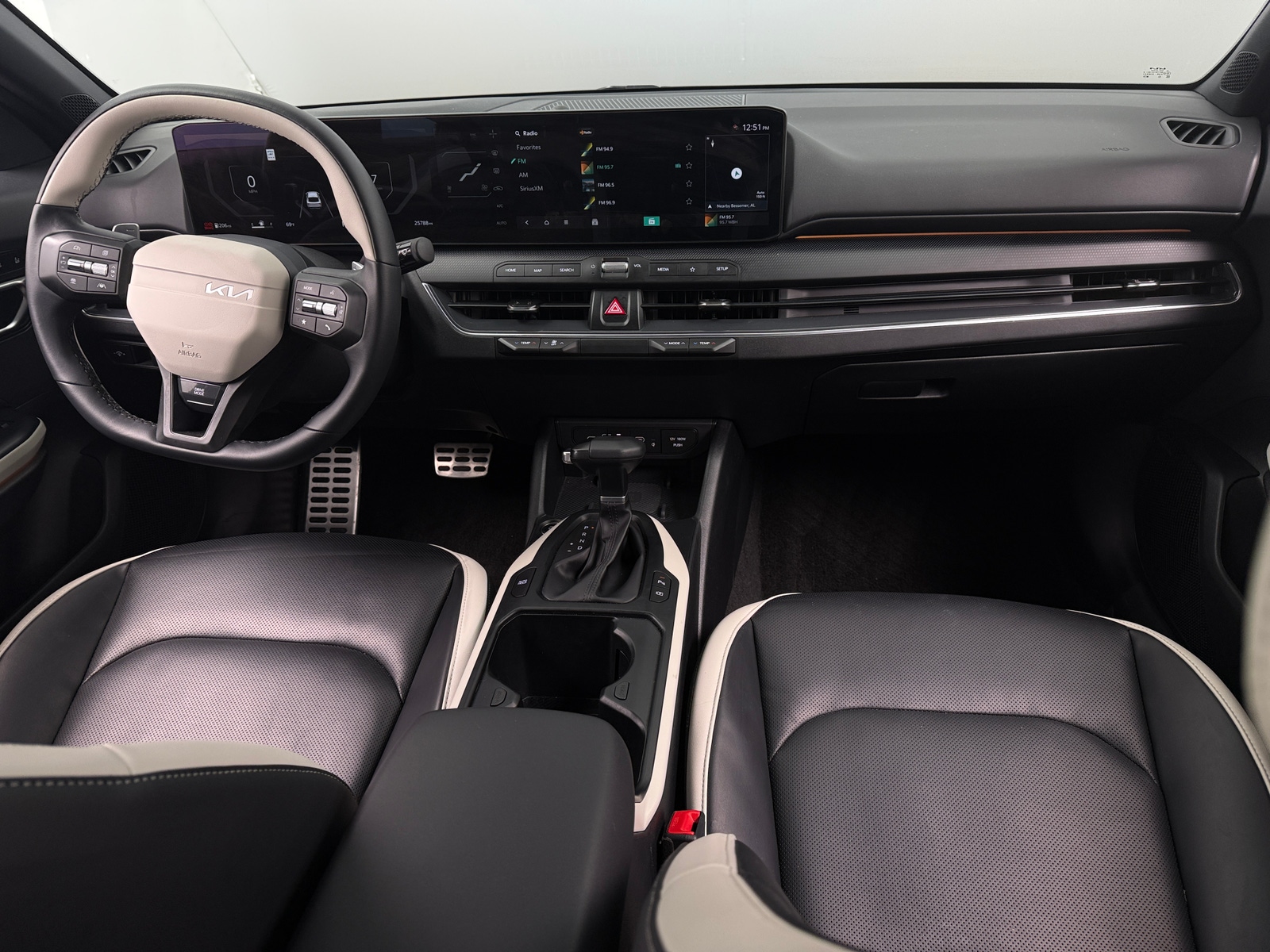 Thumbnail: 2025 Kia K4 - 2