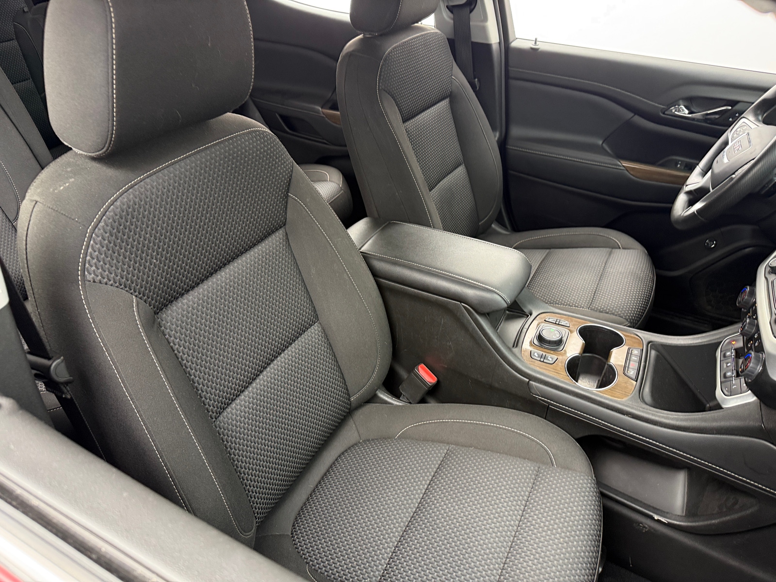 Thumbnail: 2023 GMC Acadia - 2