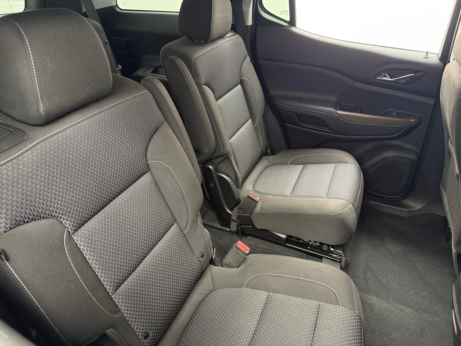 Thumbnail: 2023 GMC Acadia - 6