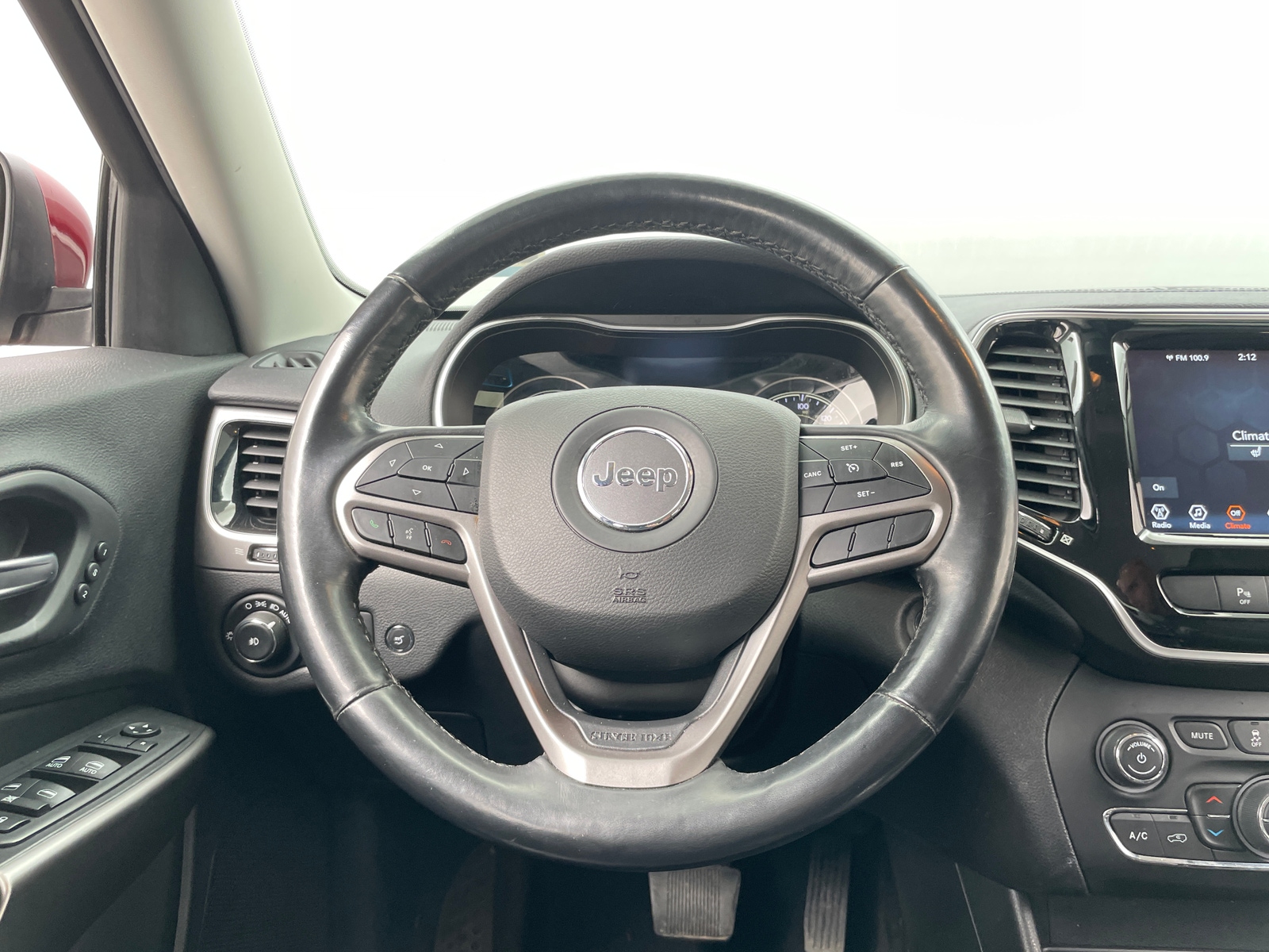 Thumbnail: 2020 Jeep Cherokee - 4