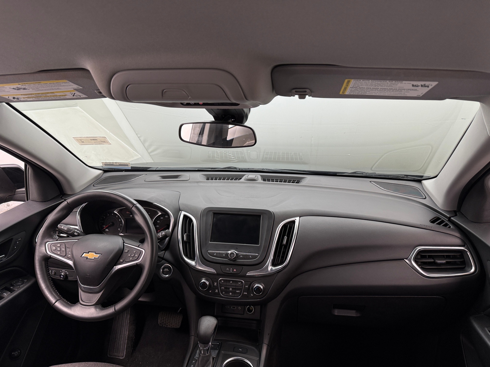 Thumbnail: 2022 Chevrolet Equinox - 3