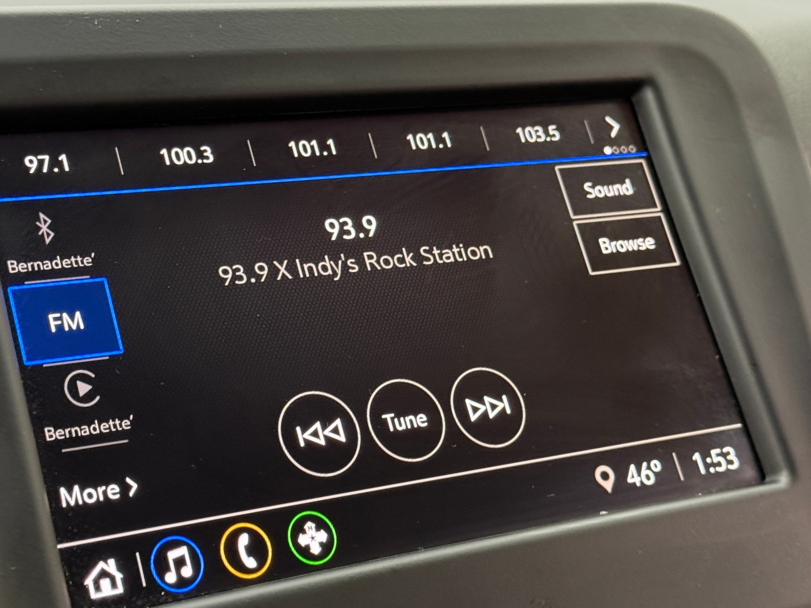 Thumbnail: 2022 Chevrolet Equinox - 4