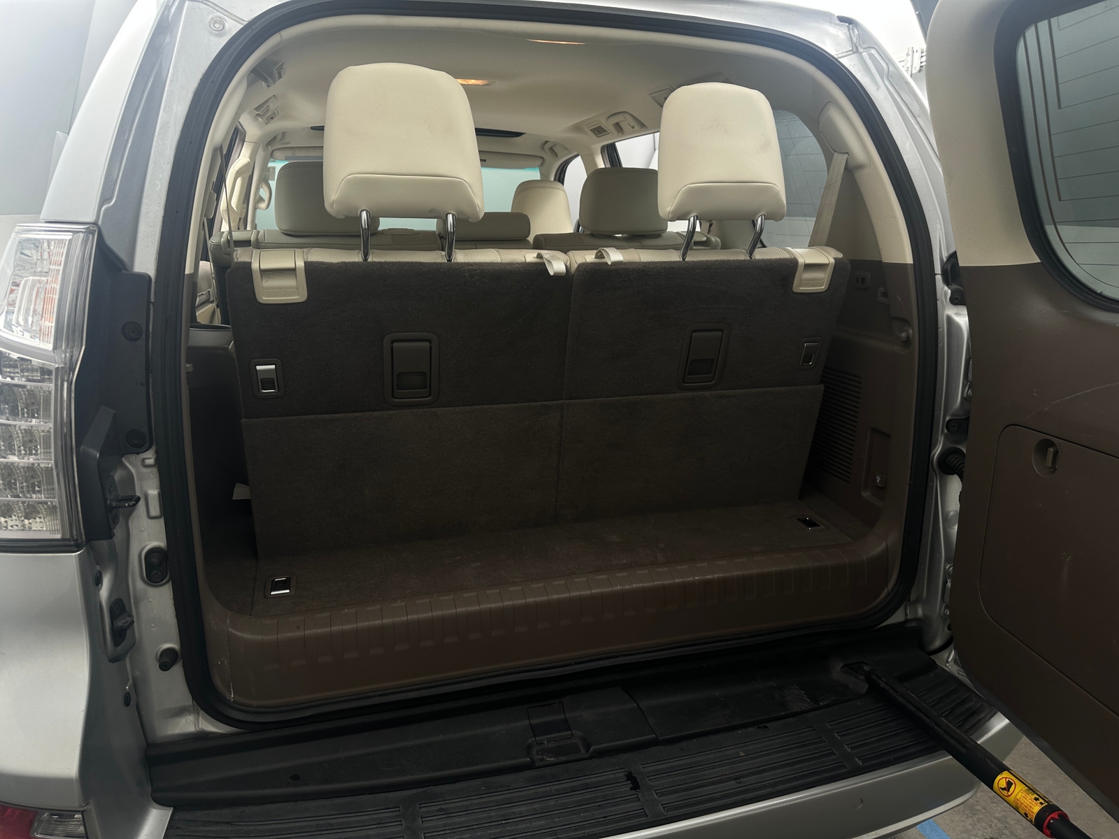 Thumbnail: 2019 Lexus GX - 6