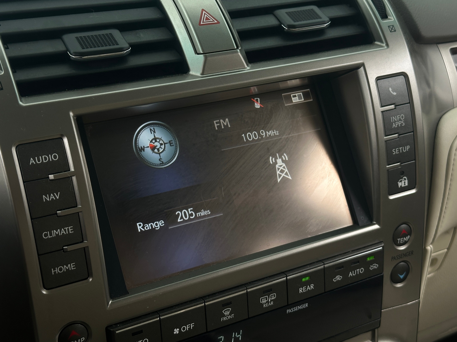 Thumbnail: 2019 Lexus GX - 3