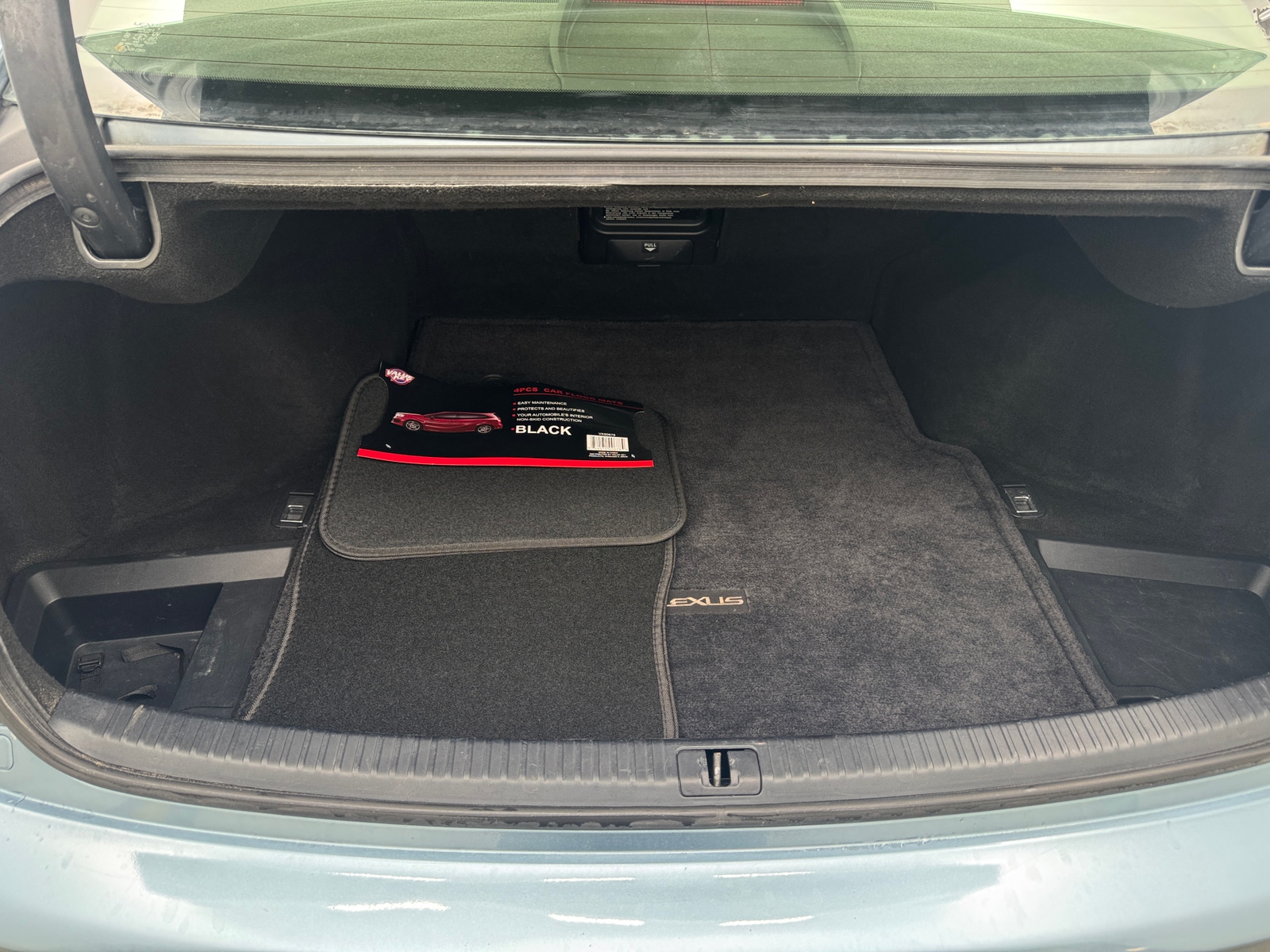 Thumbnail: 2010 Lexus IS - 6