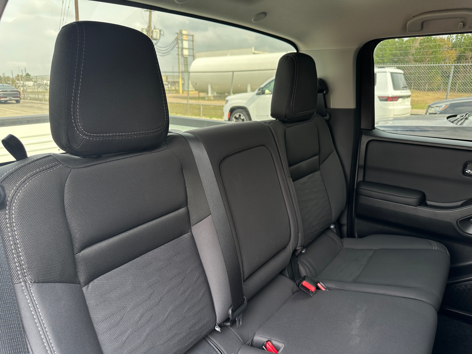 Thumbnail: 2024 Nissan Frontier - 6