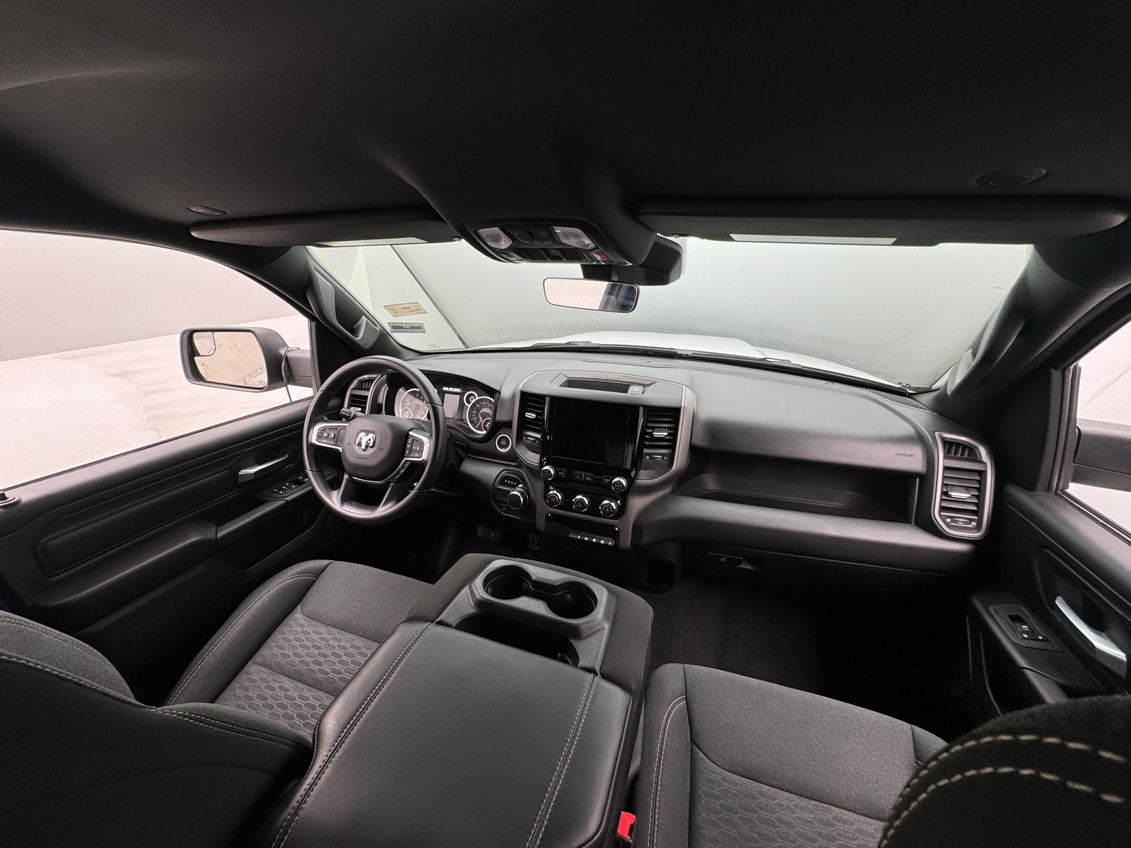 Thumbnail: 2025 RAM 1500 - 2