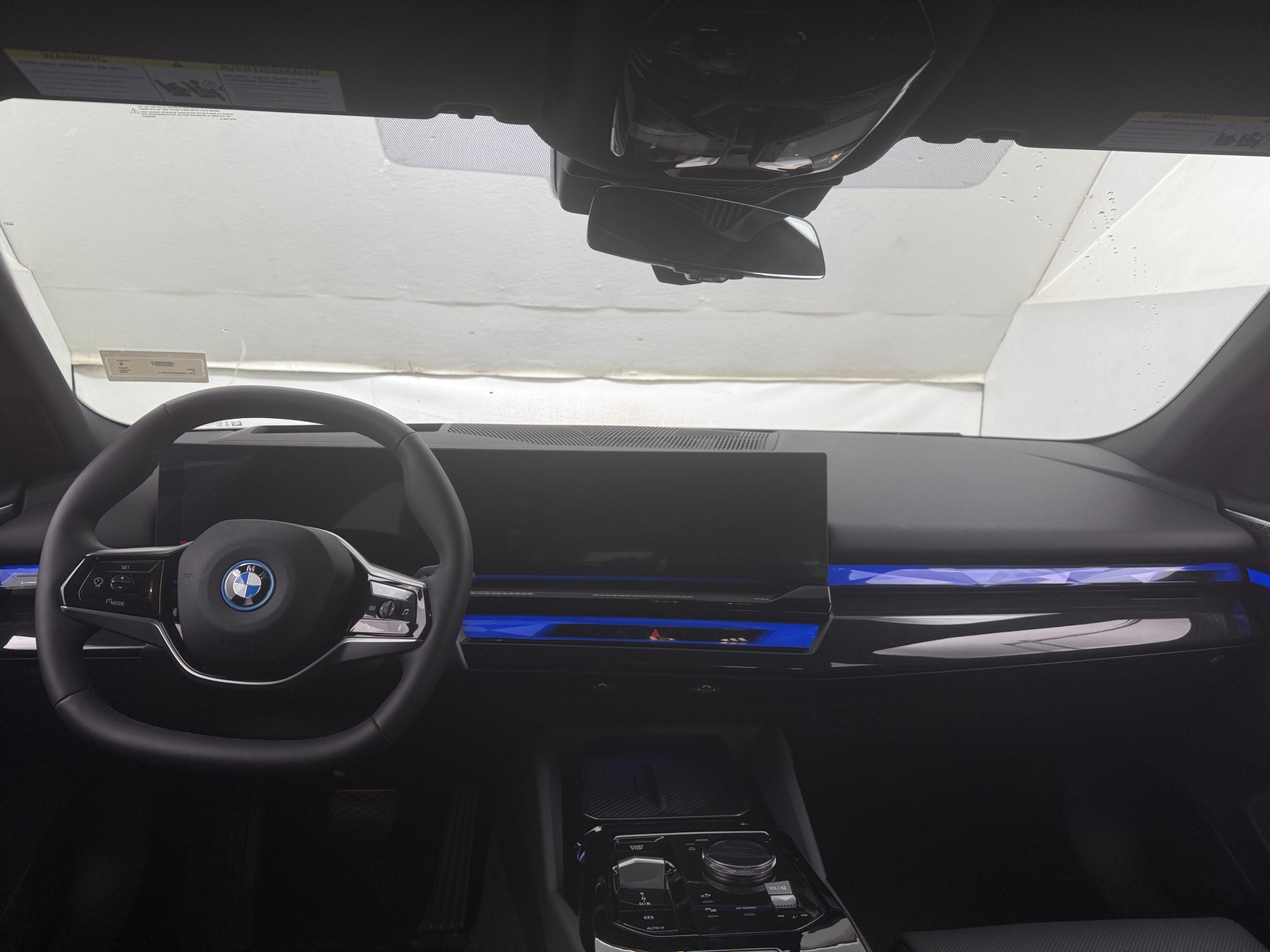 Thumbnail: 2025 BMW i5 - 2