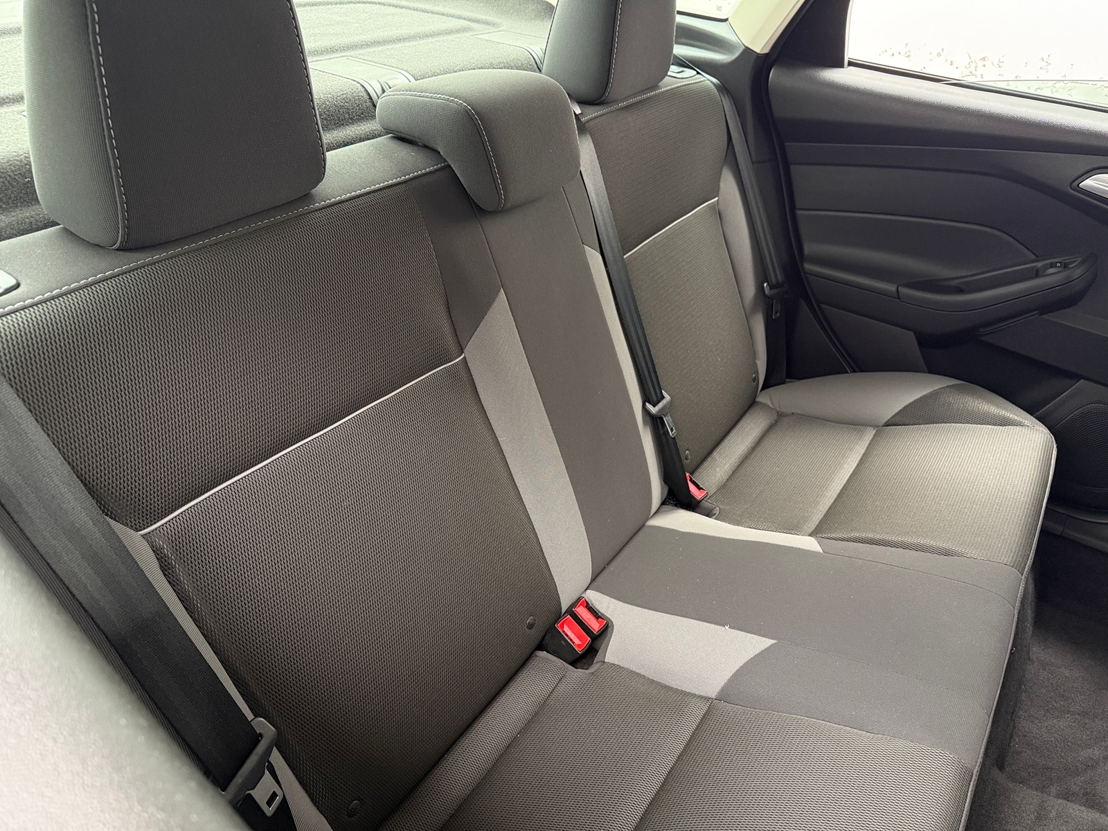 Thumbnail: 2013 Ford Focus - 6