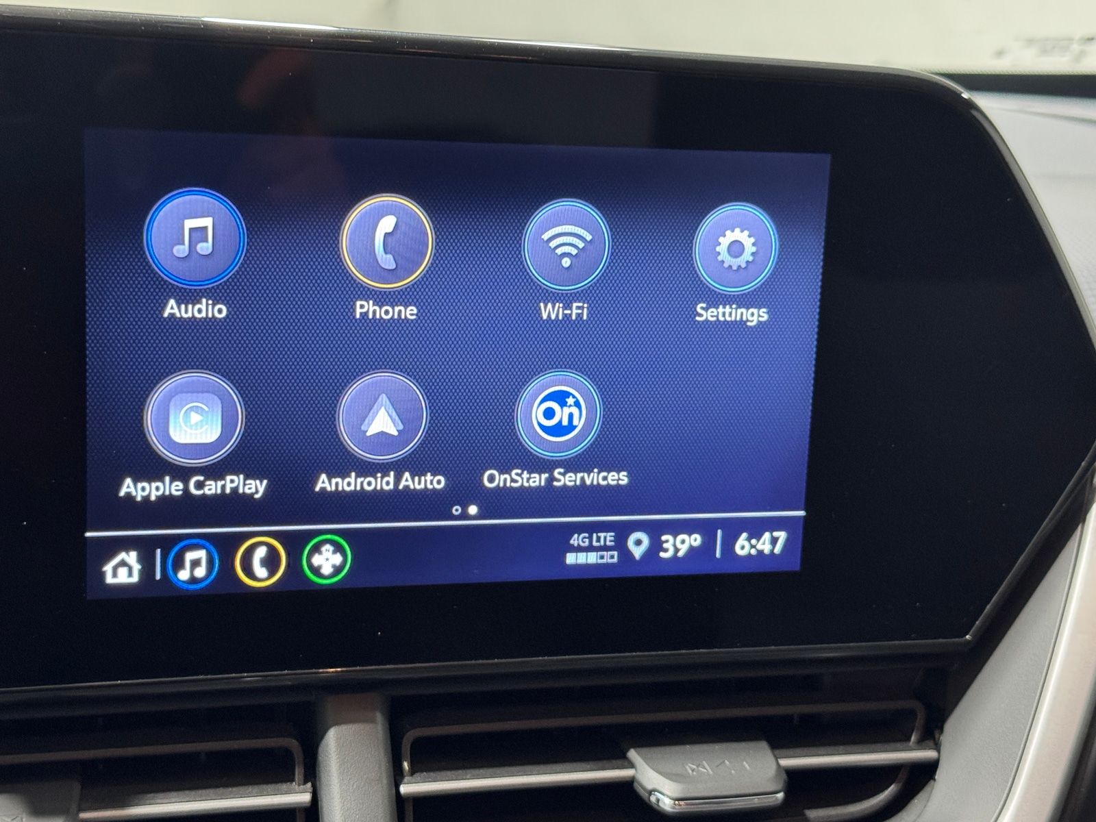 Thumbnail: 2025 Chevrolet Trax - 4